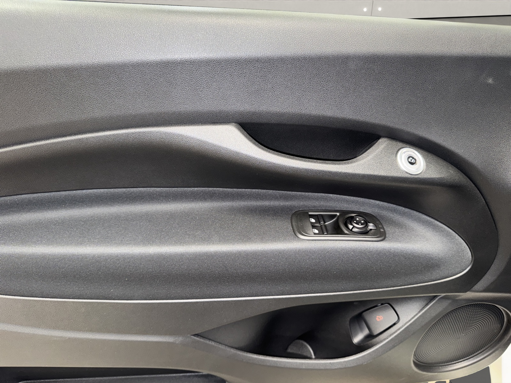 listing desktop thumbnail image 13