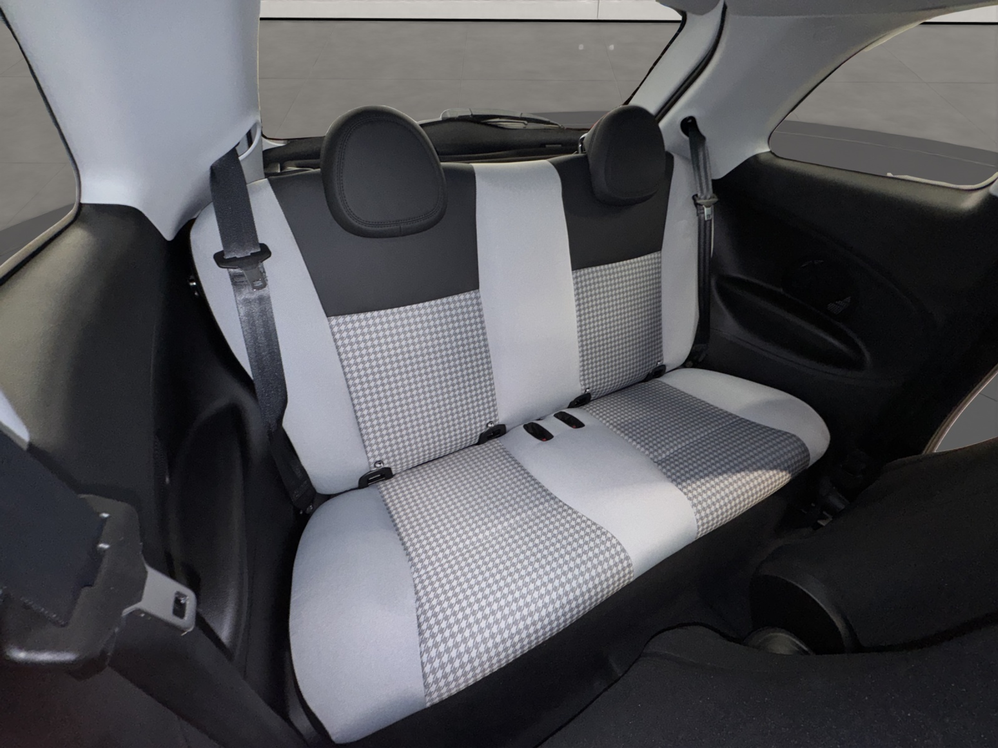 listing desktop thumbnail image 10