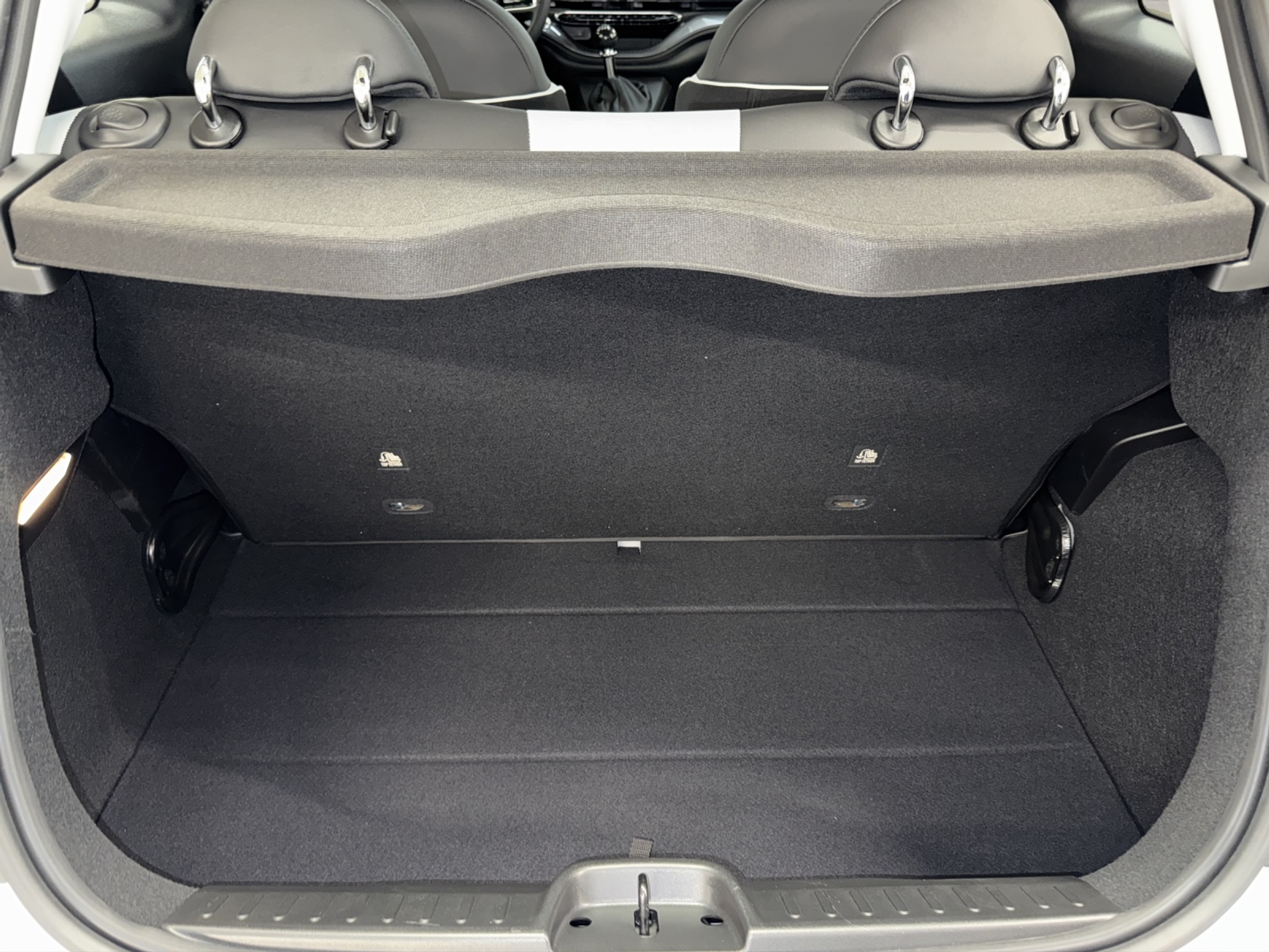 listing desktop thumbnail image 12