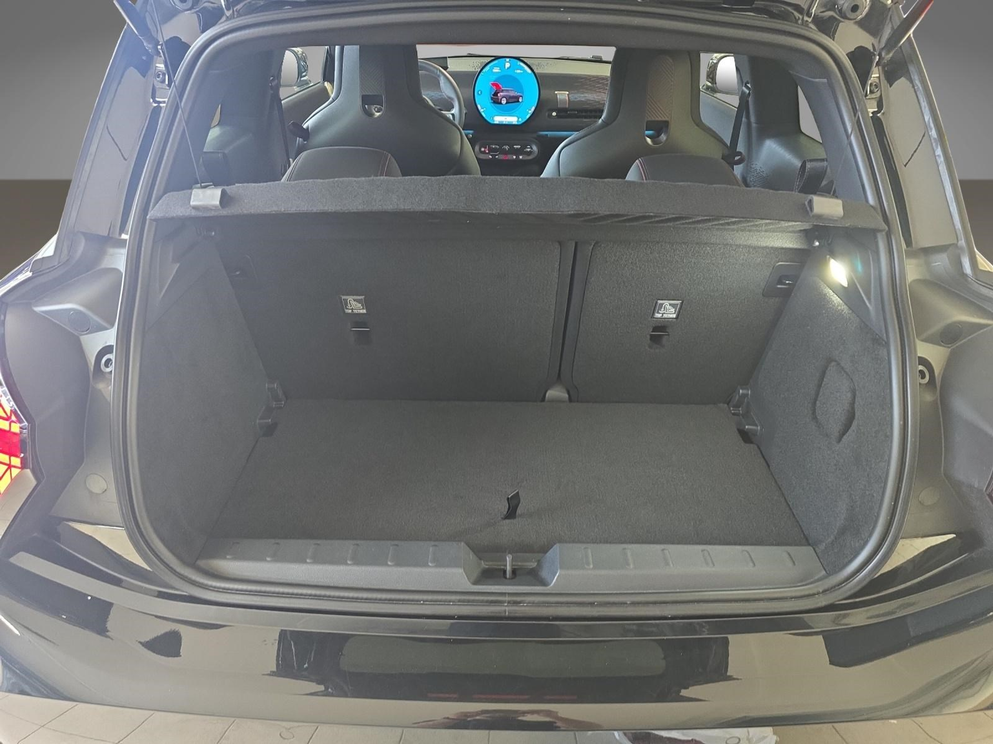 listing desktop thumbnail image 17