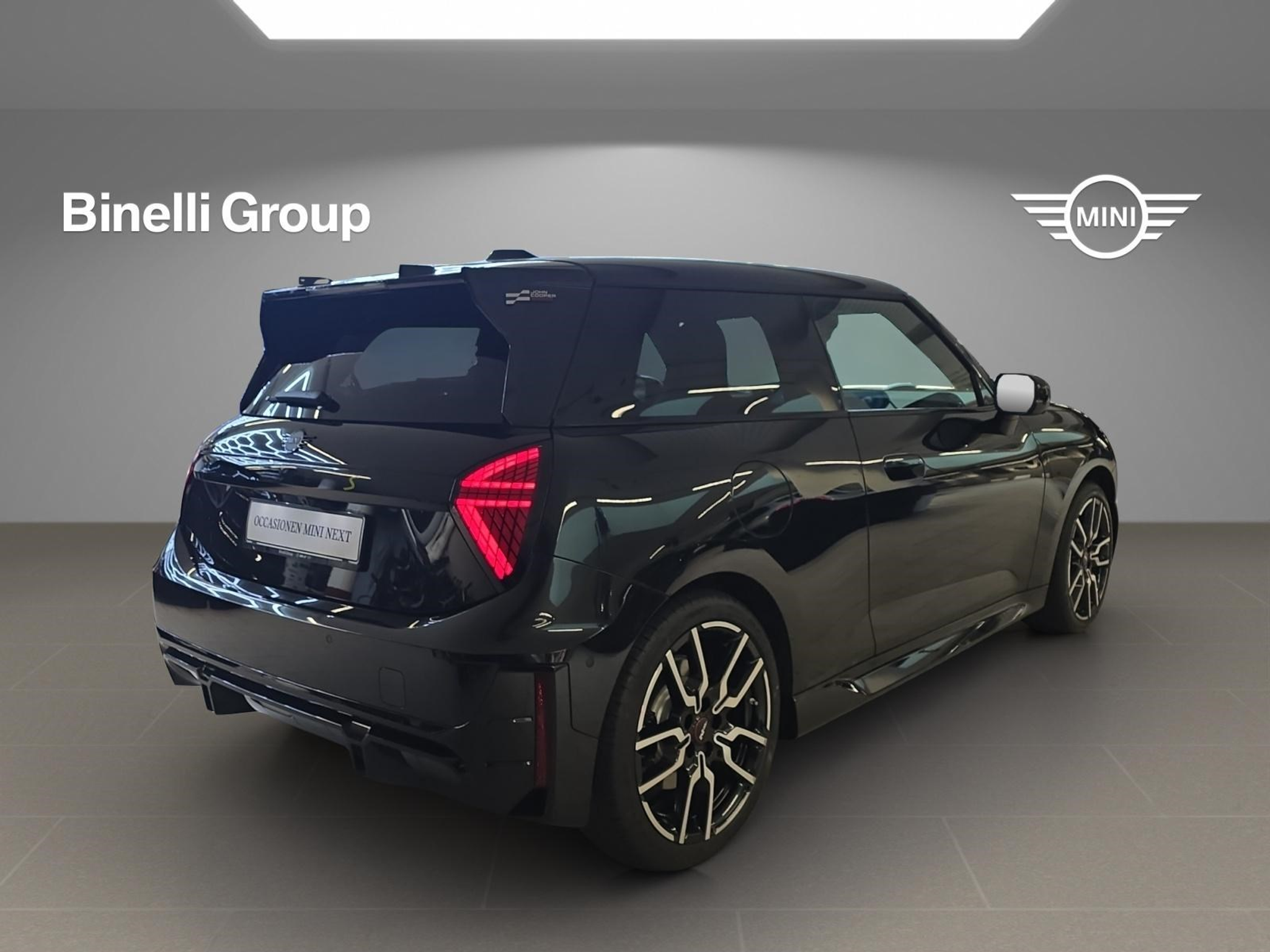 listing desktop thumbnail image 4