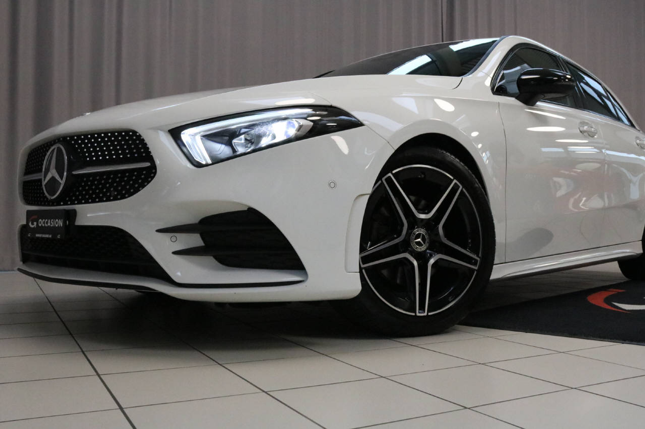 listing desktop thumbnail image 13