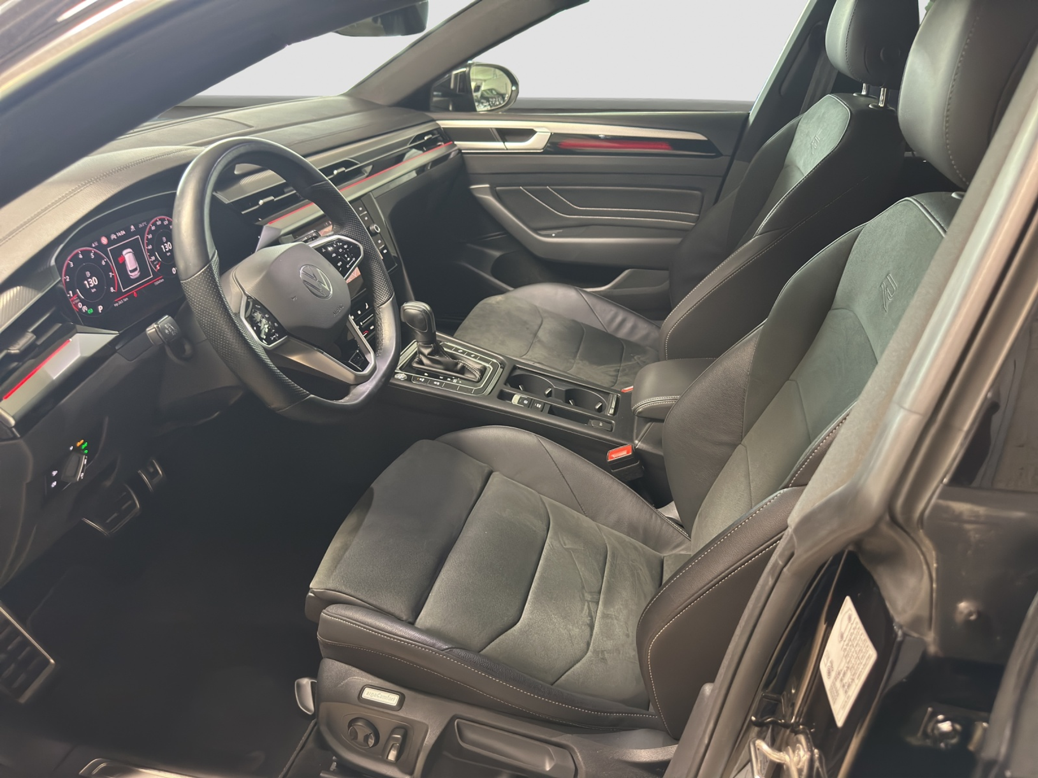 listing desktop thumbnail image 7