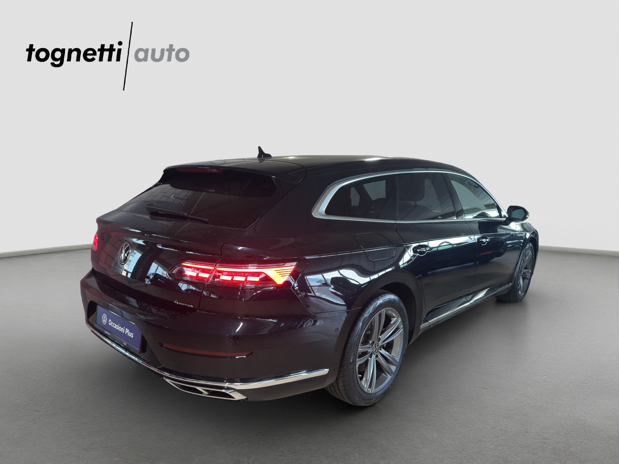 listing desktop thumbnail image 3