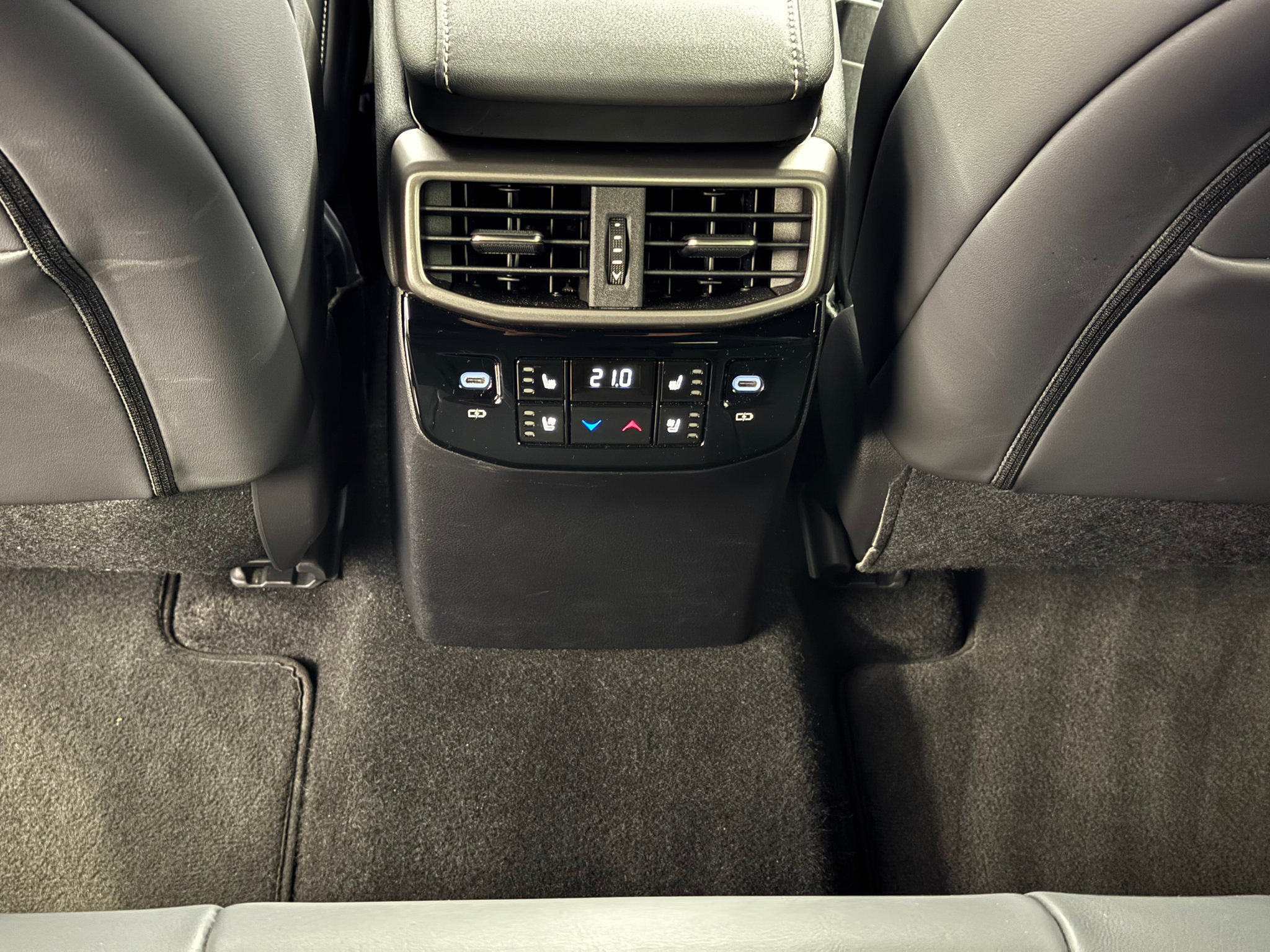 listing desktop thumbnail image 16