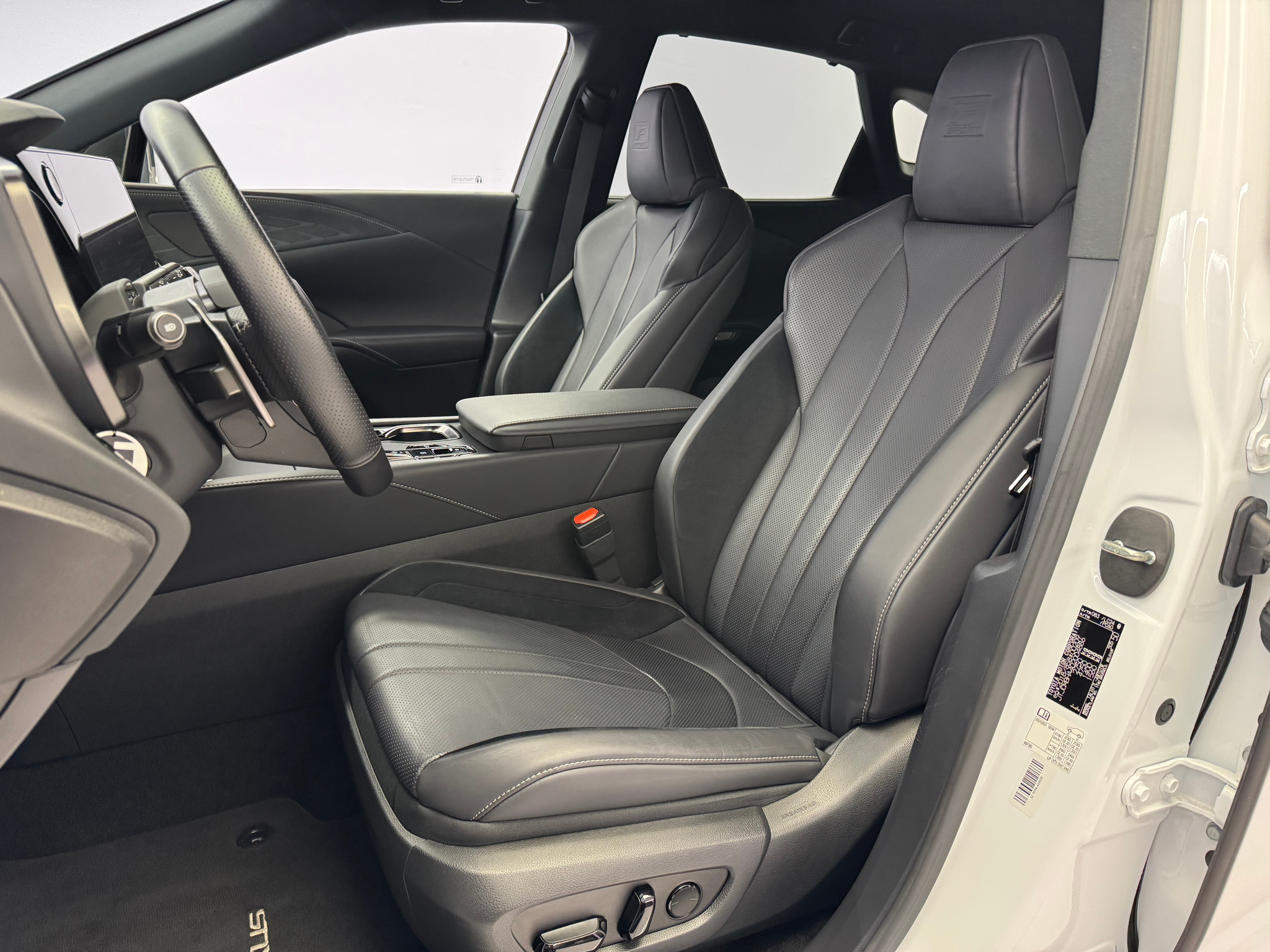 listing desktop thumbnail image 8