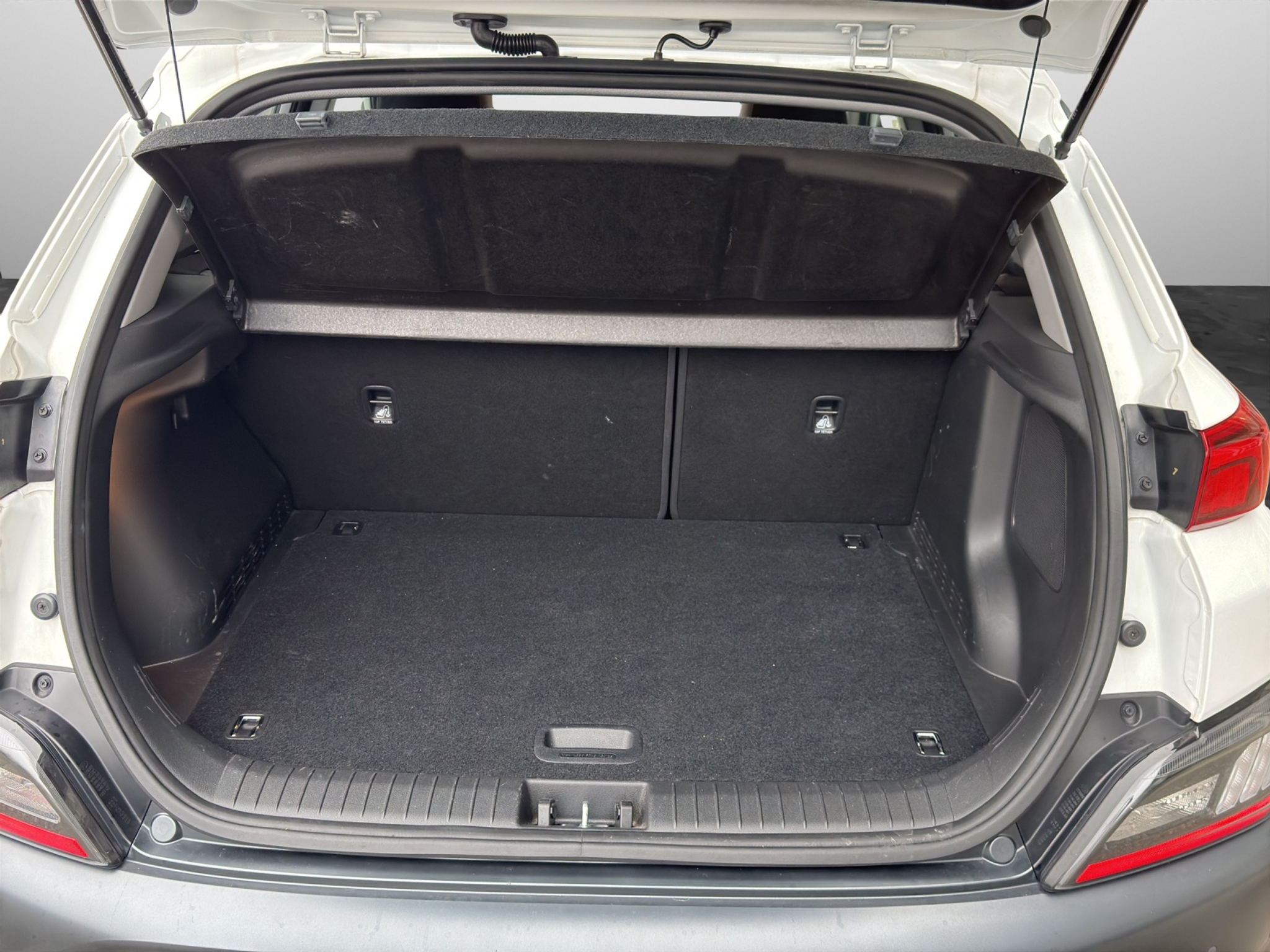 listing desktop thumbnail image 15