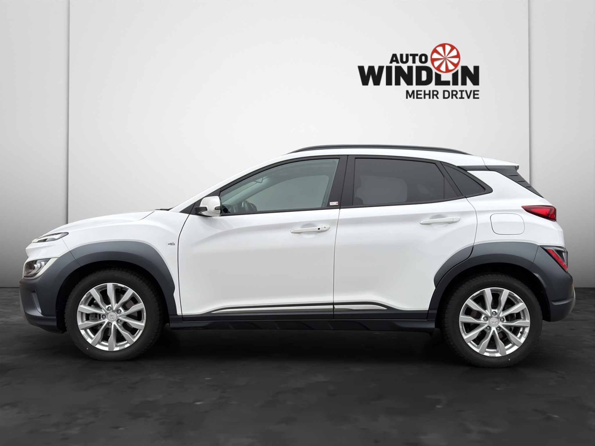 listing desktop thumbnail image 3