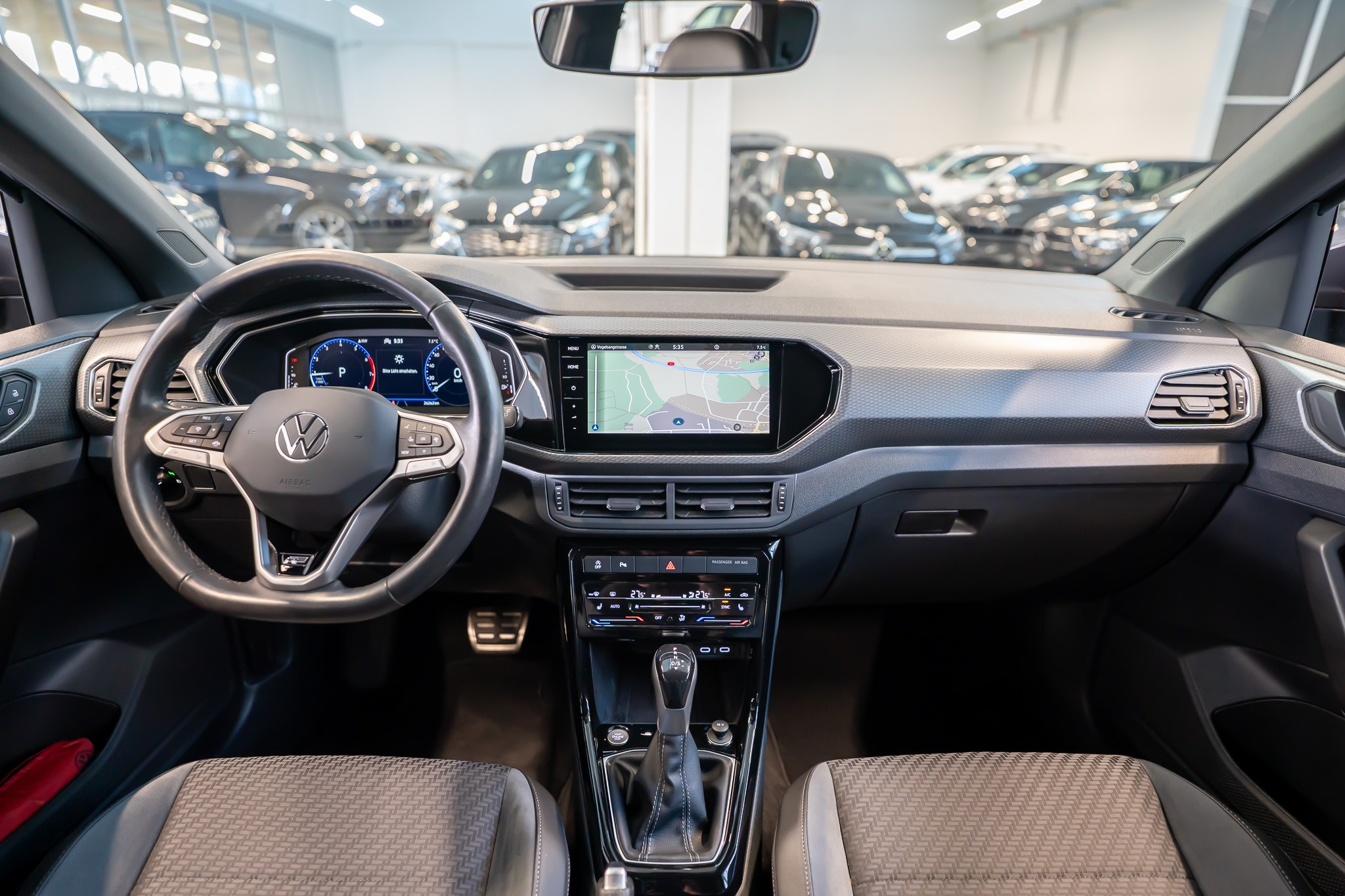 listing desktop thumbnail image 13