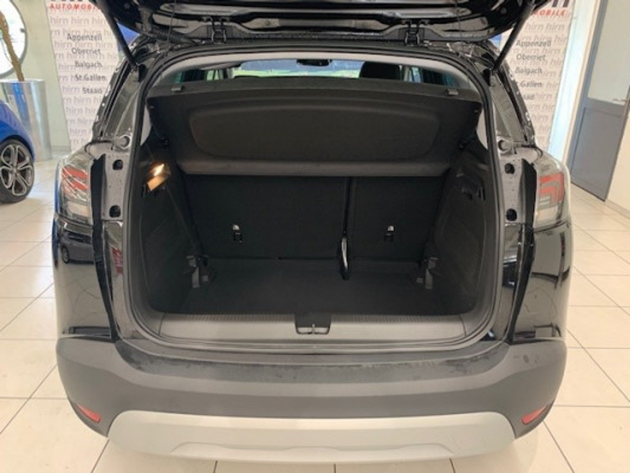 listing desktop thumbnail image 3