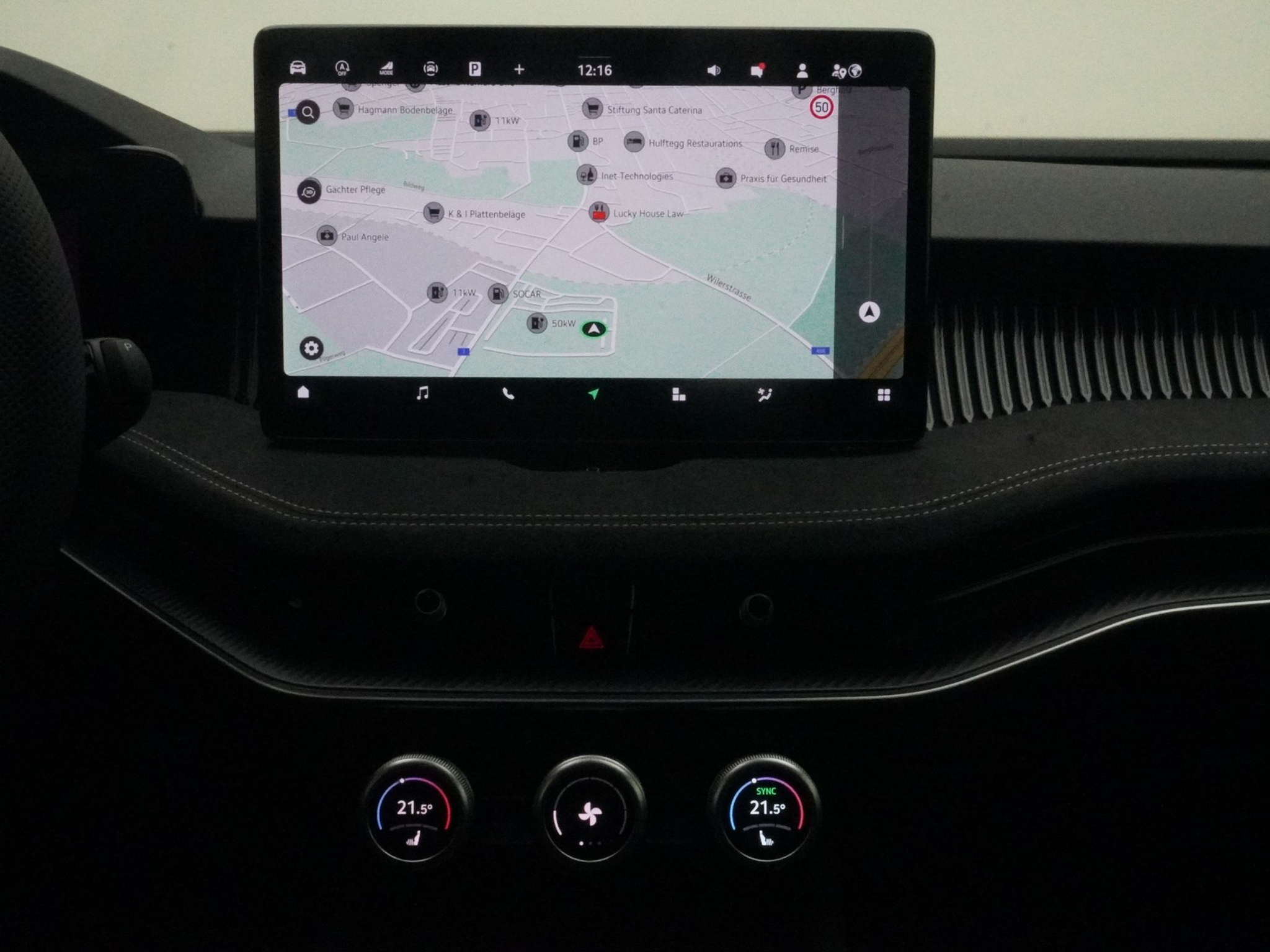 listing desktop thumbnail image 16