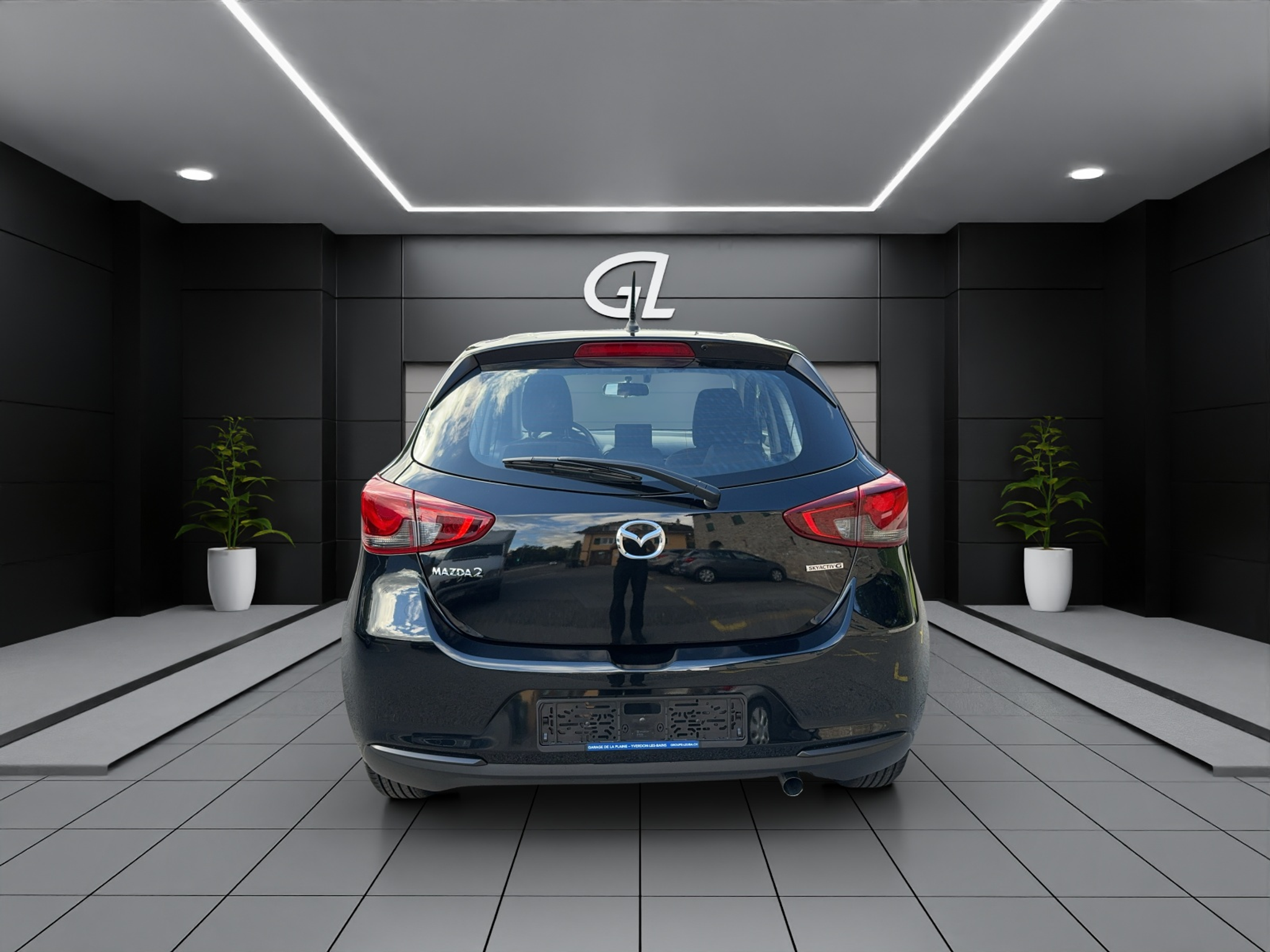 listing desktop thumbnail image 4