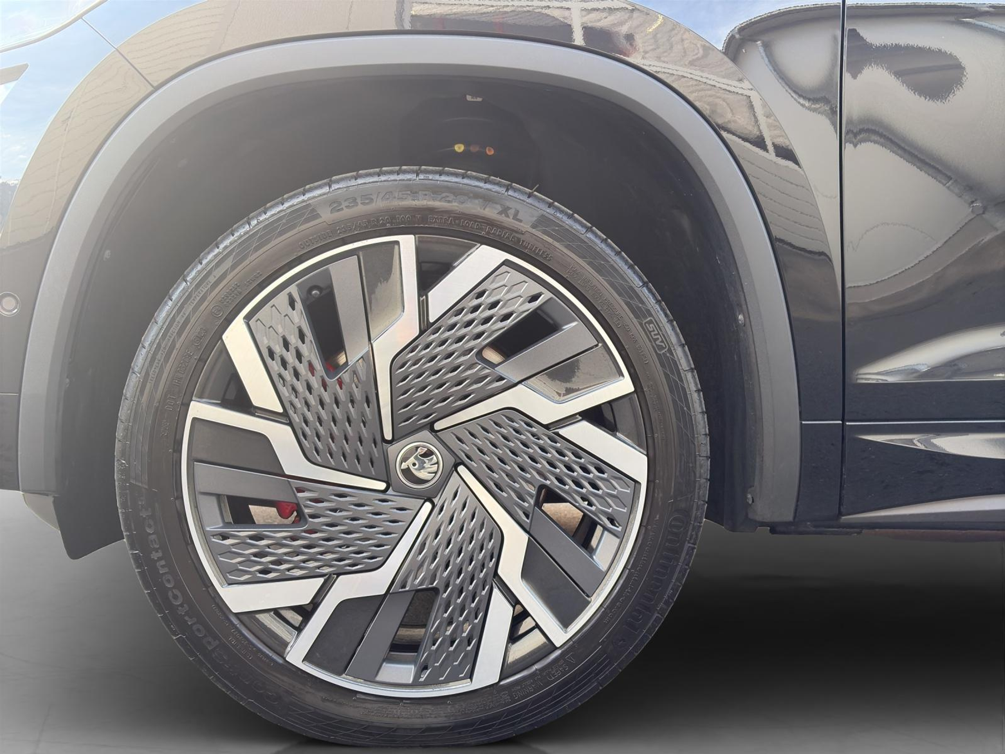 listing desktop thumbnail image 8