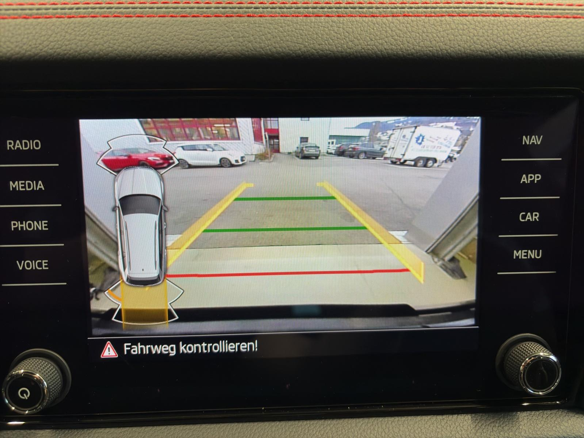 listing desktop thumbnail image 21