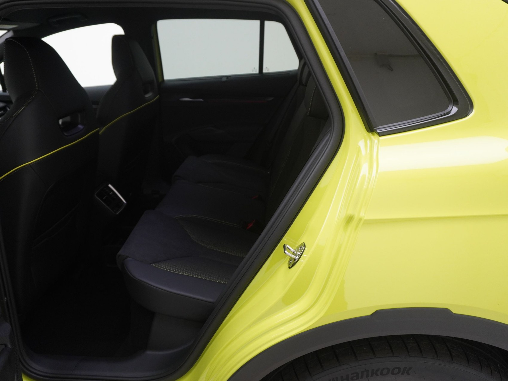 listing desktop thumbnail image 14