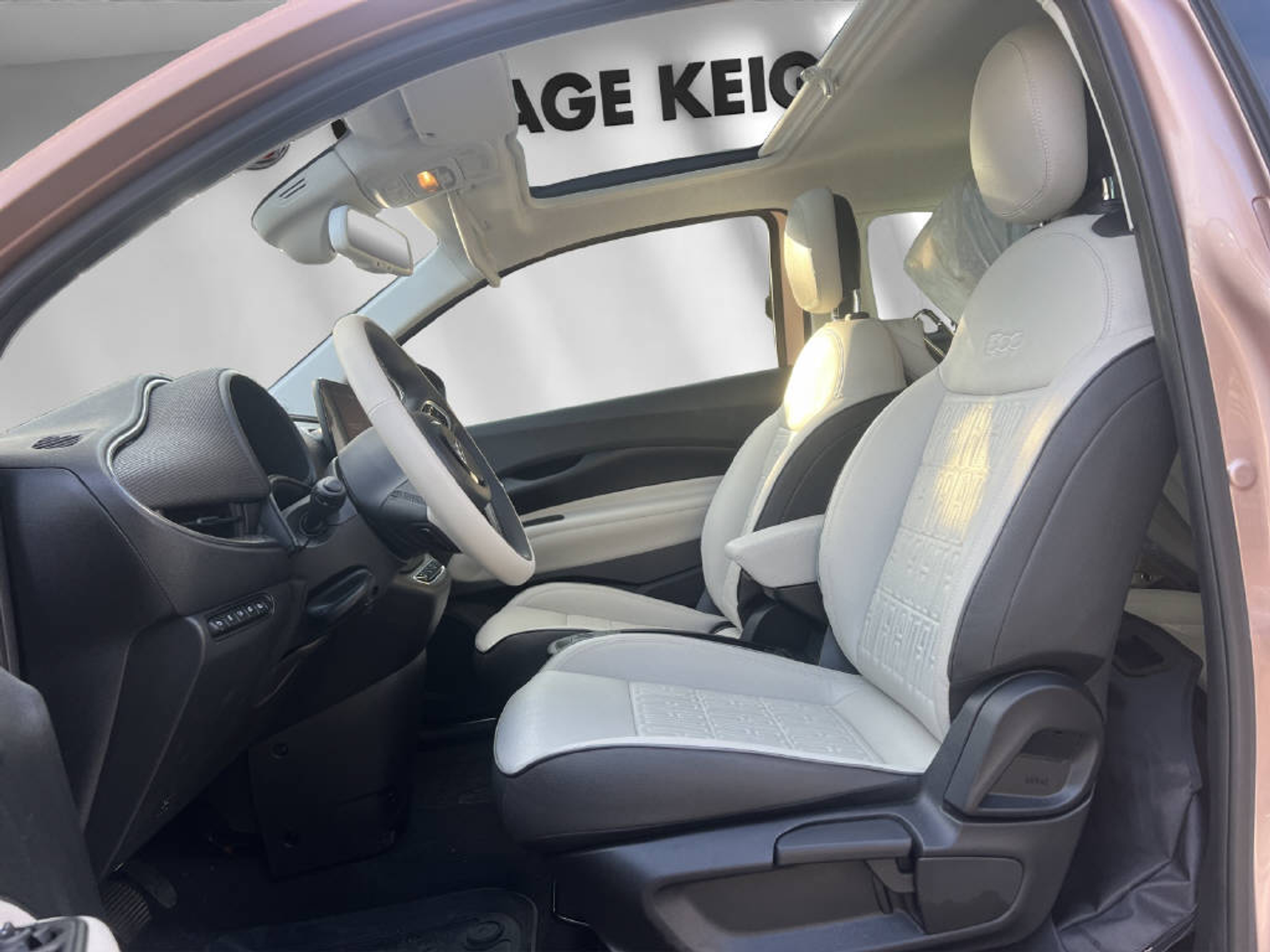 listing desktop thumbnail image 3