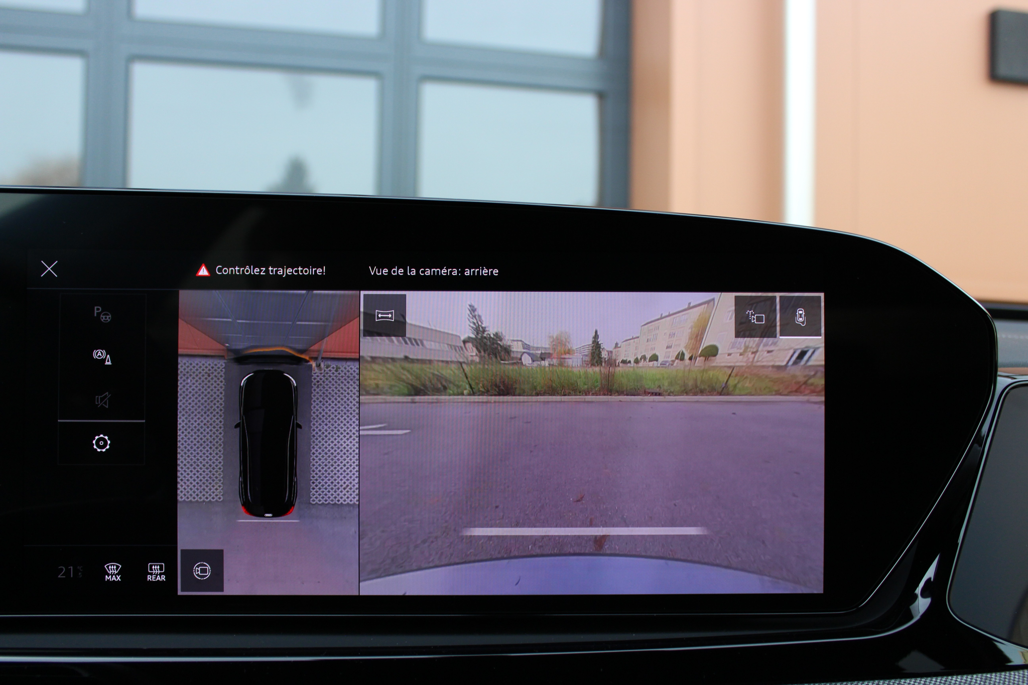 listing desktop thumbnail image 15