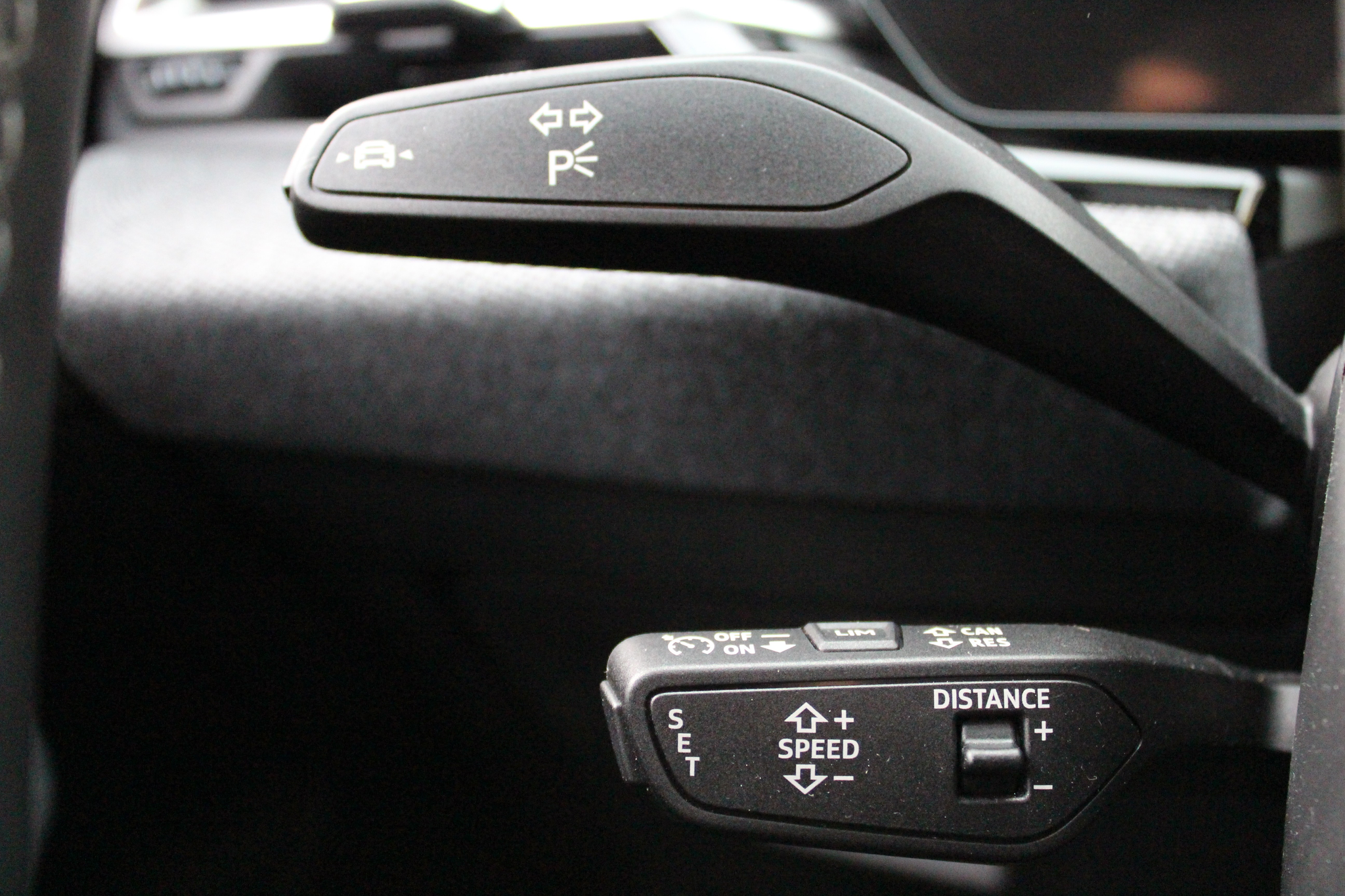 listing desktop thumbnail image 11