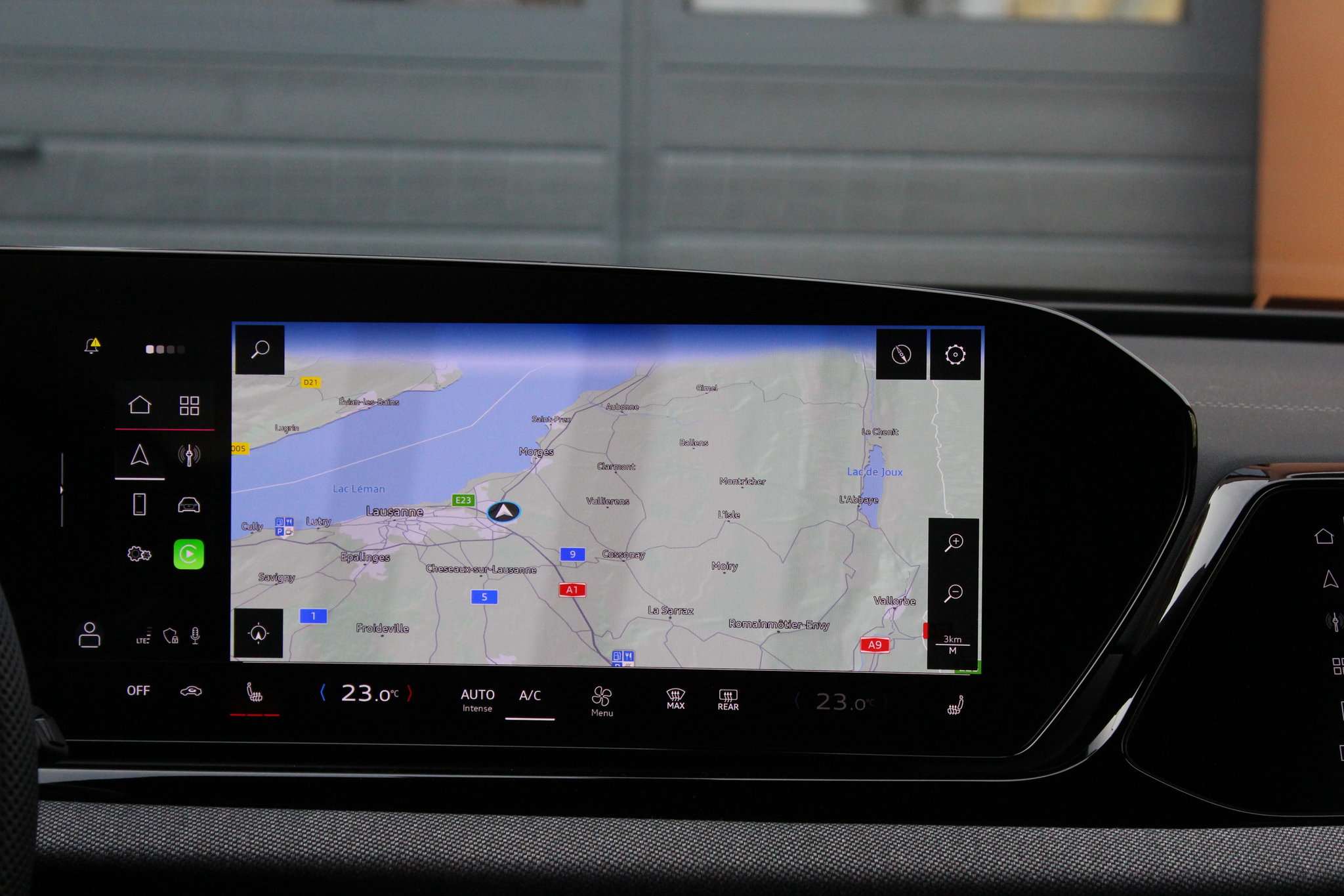 listing desktop thumbnail image 16