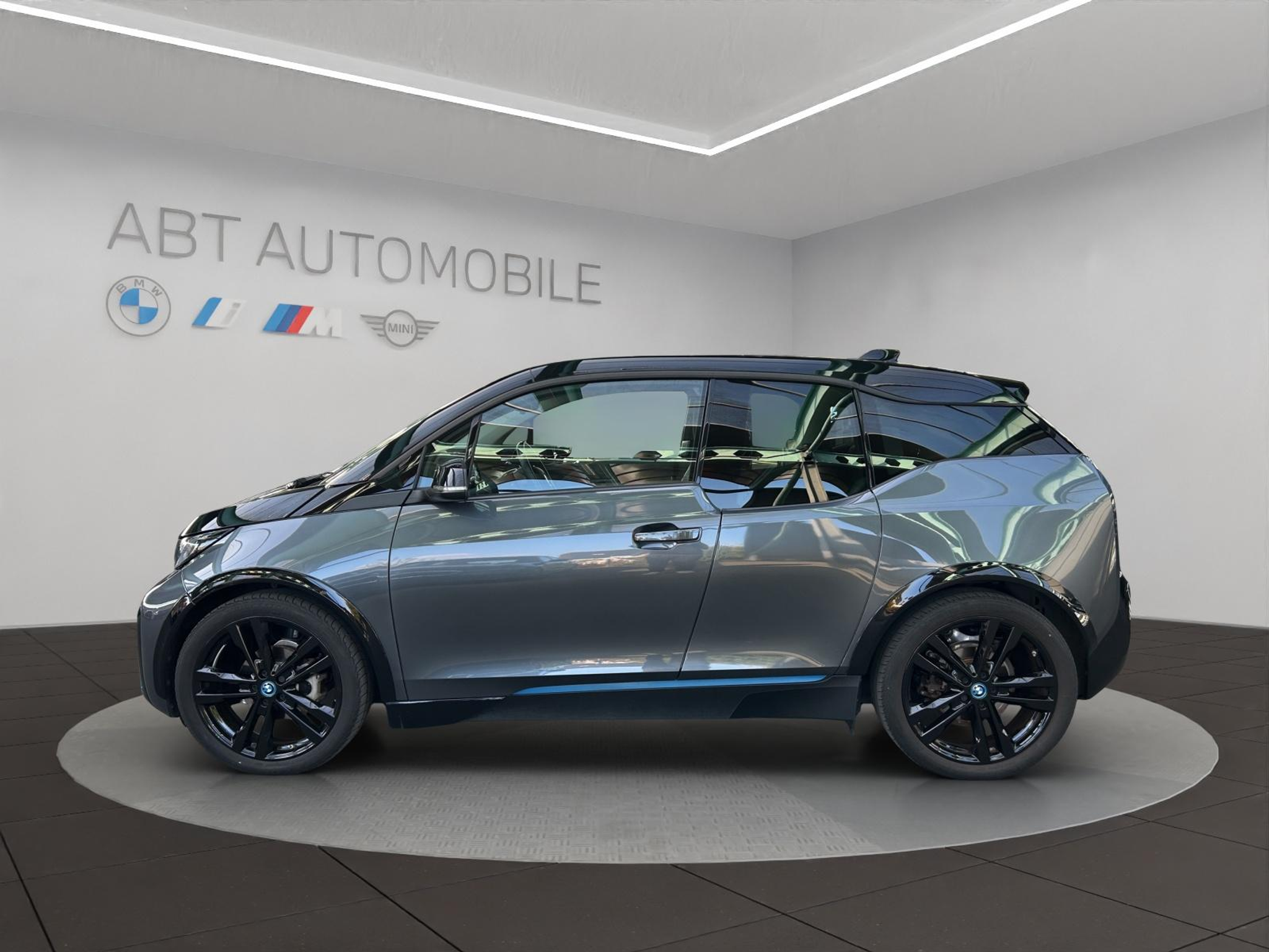 listing desktop thumbnail image 3