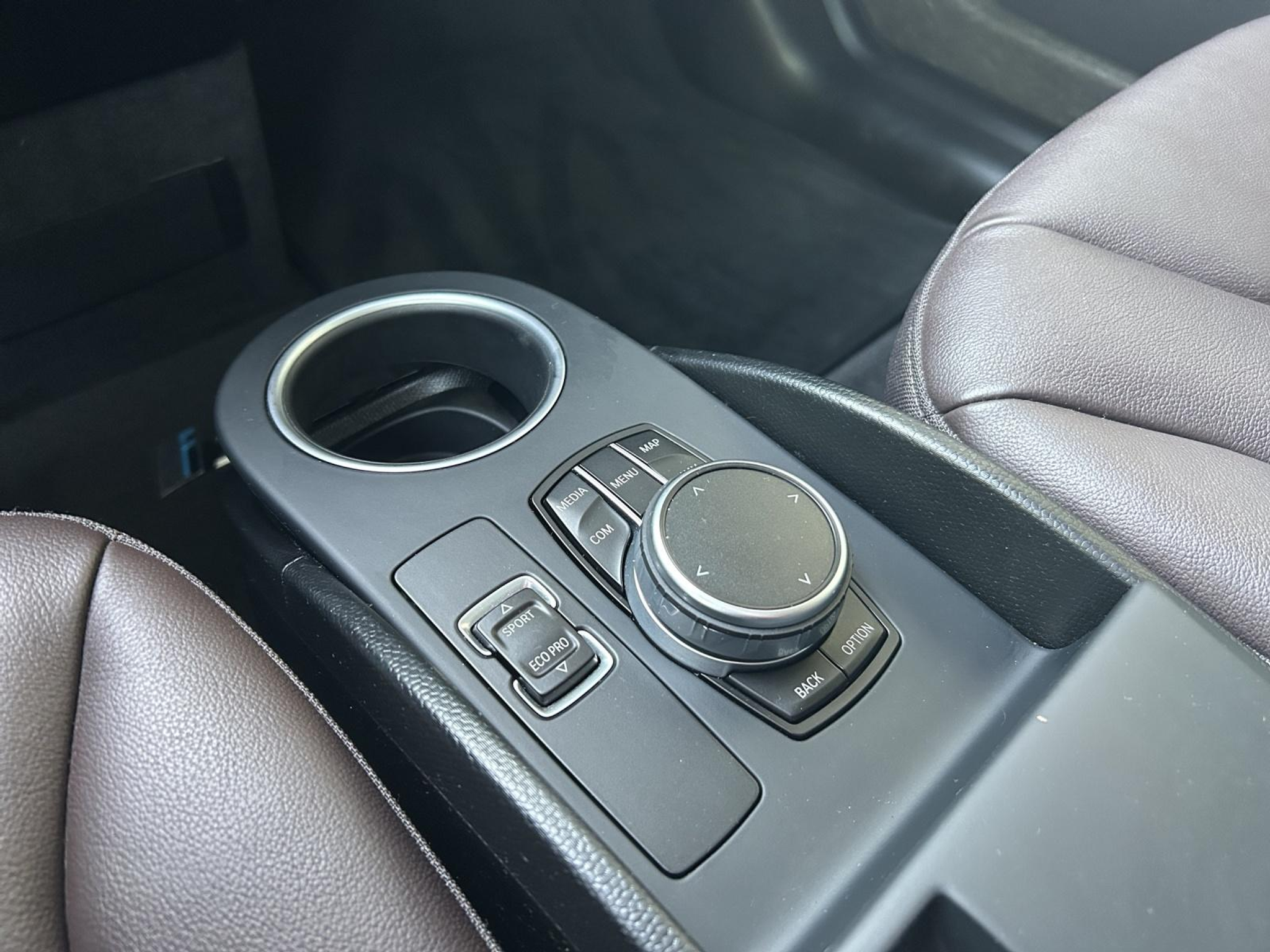 listing desktop thumbnail image 22