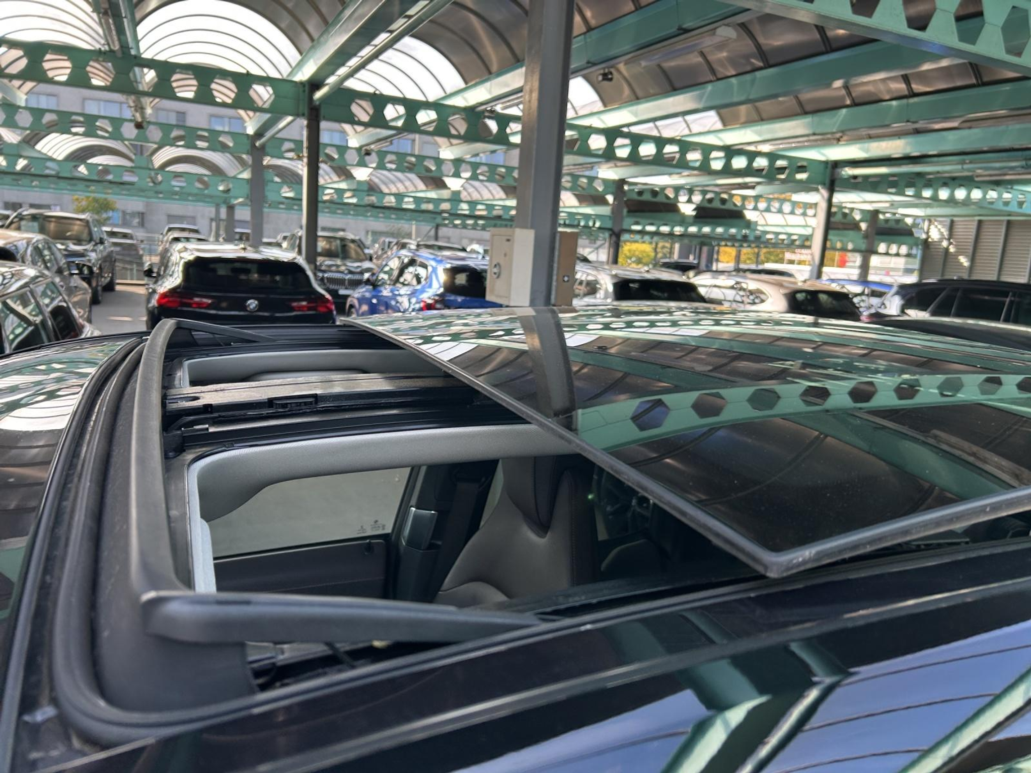 listing desktop thumbnail image 23