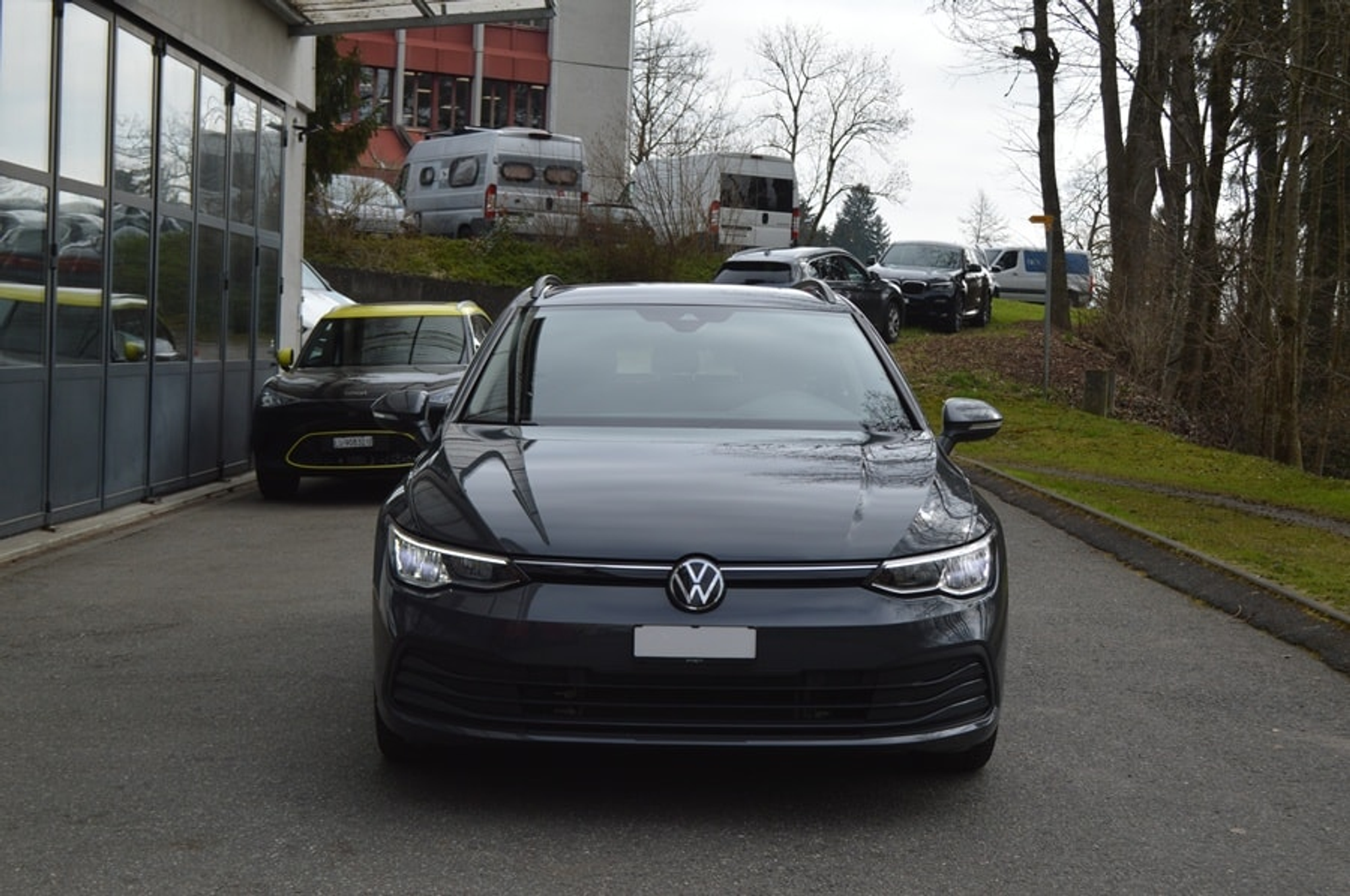 car-image-1
