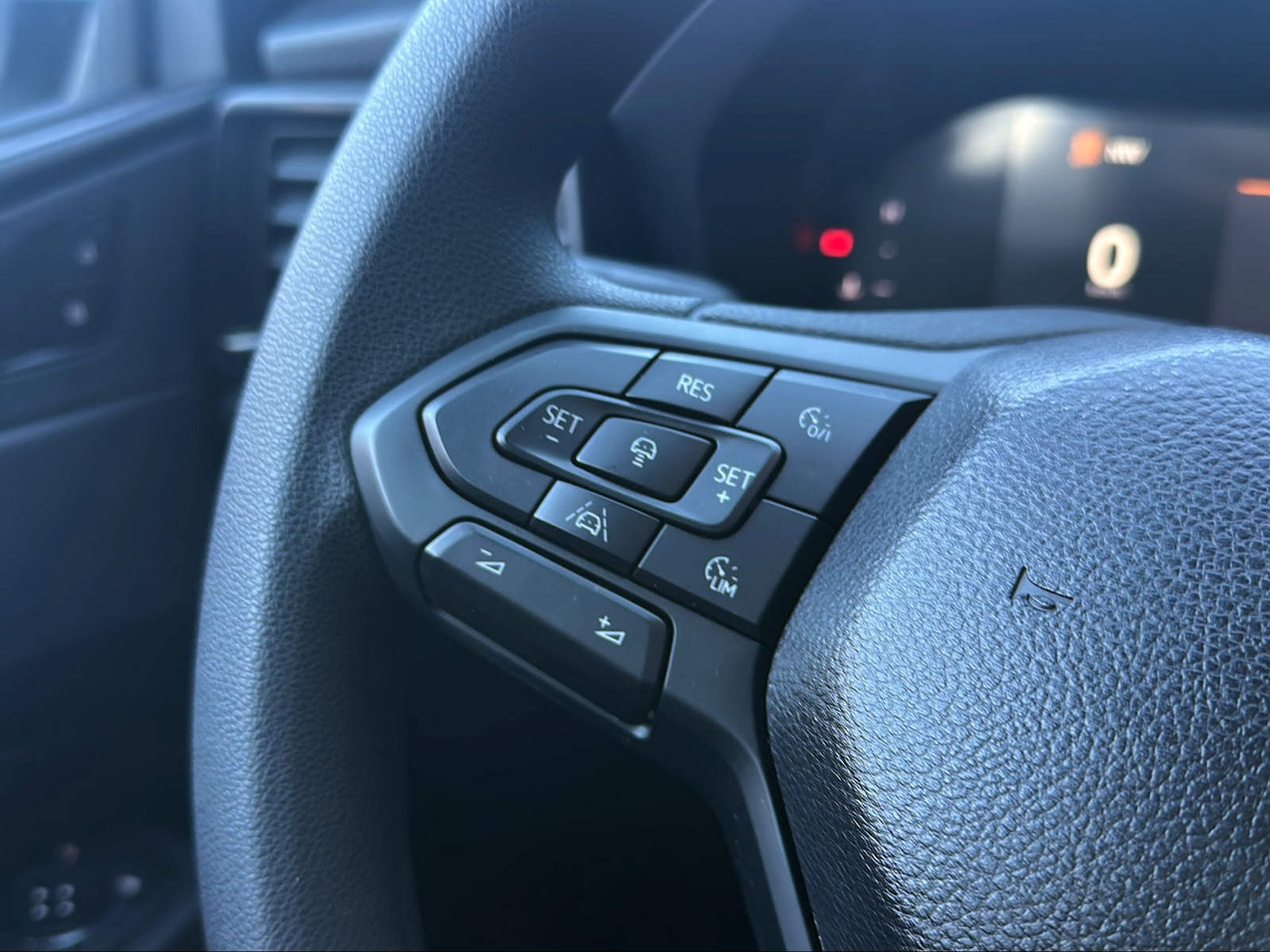 listing desktop thumbnail image 15