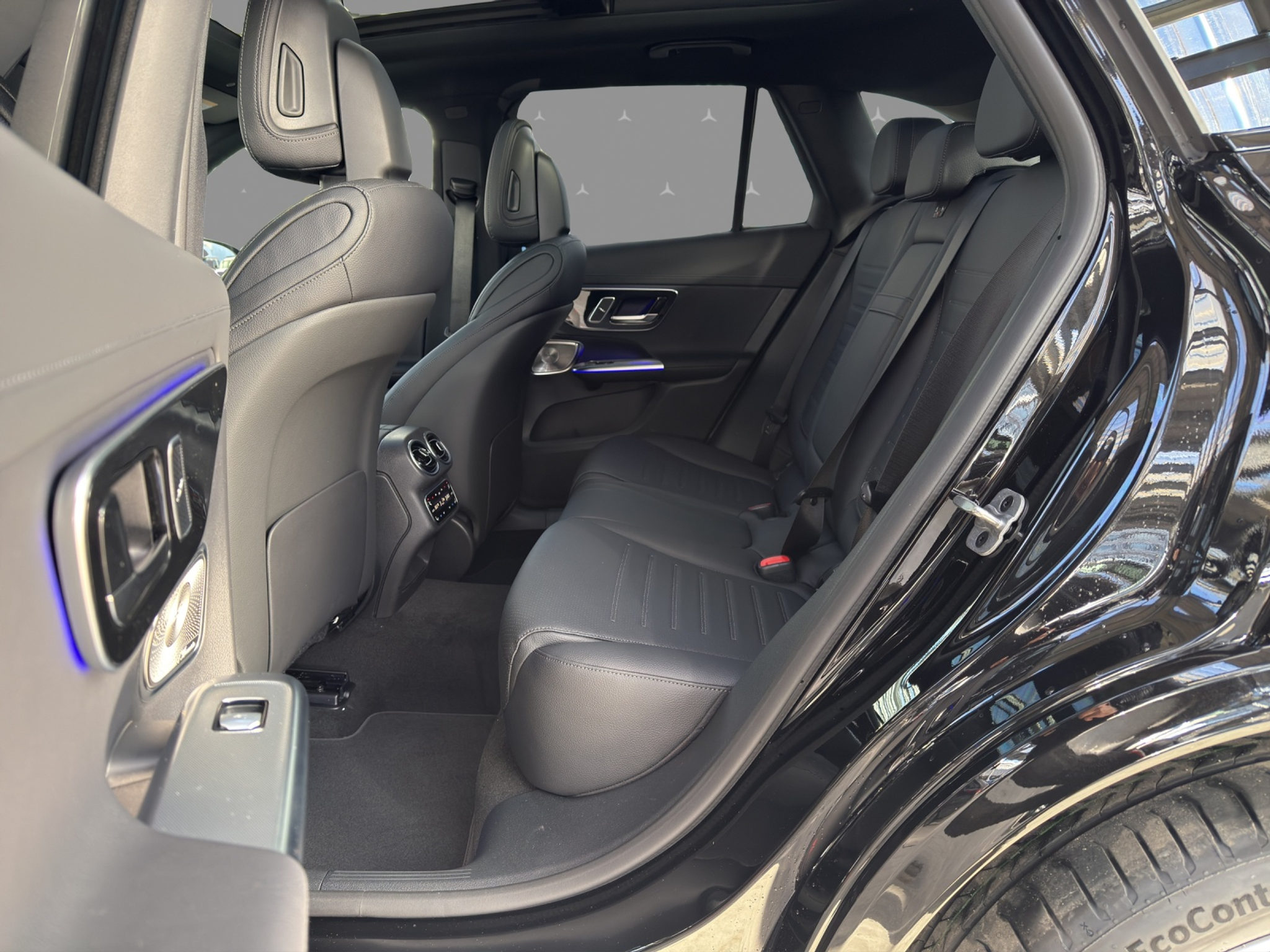 listing desktop thumbnail image 15