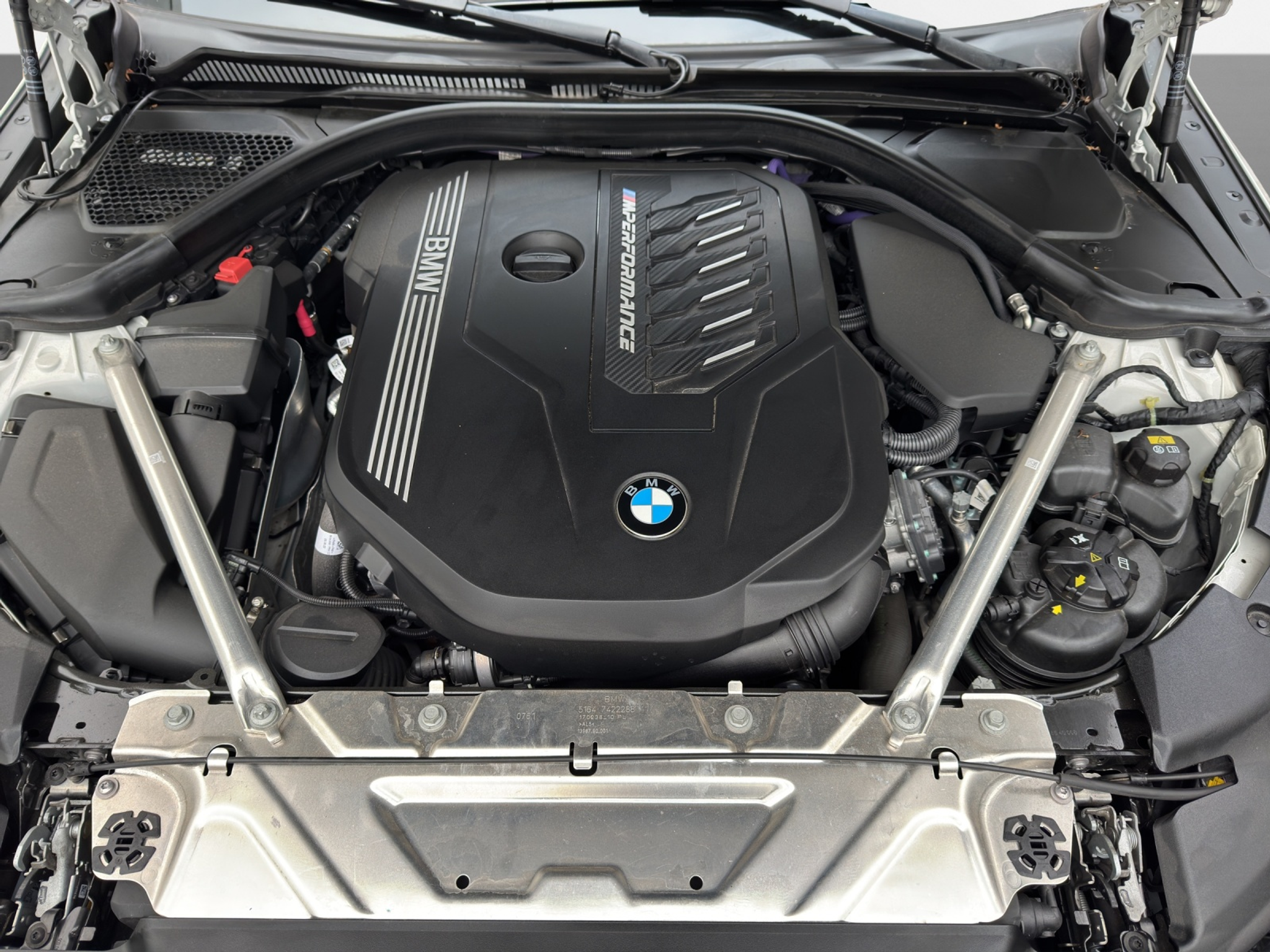 listing desktop thumbnail image 9