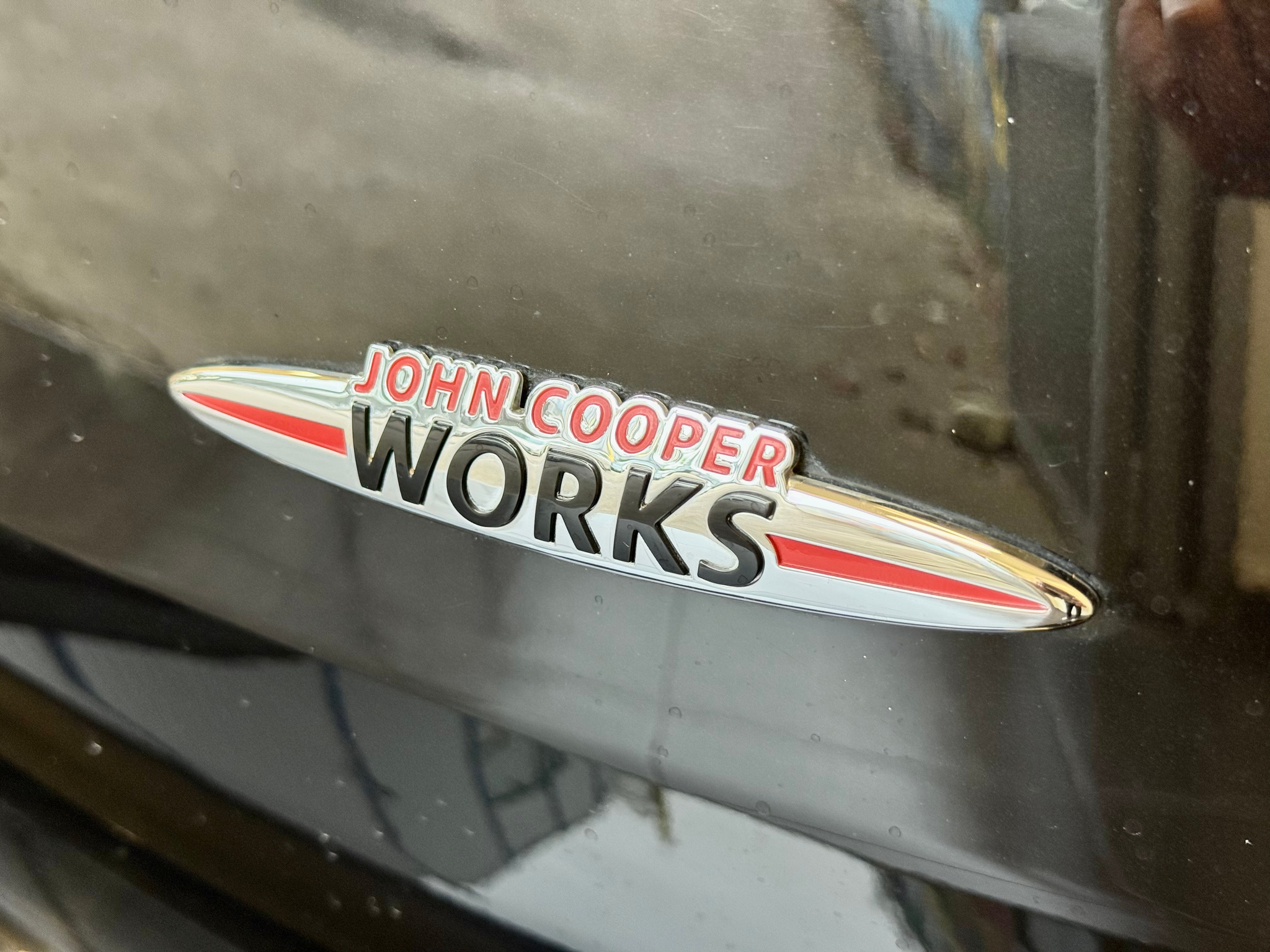 listing desktop thumbnail image 30