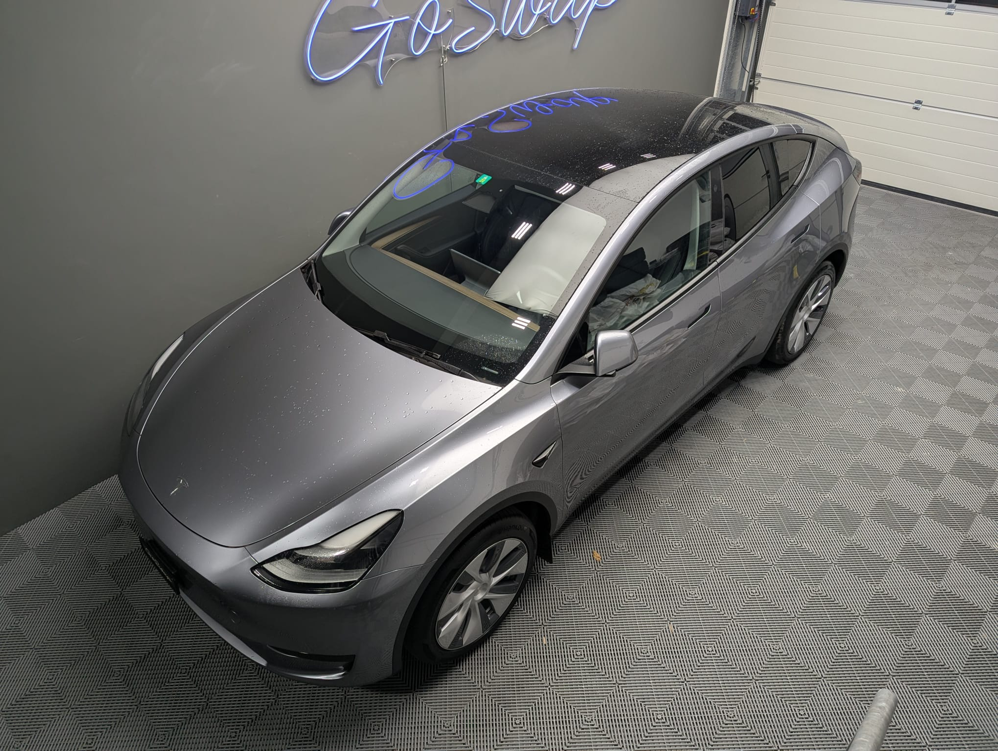 listing desktop thumbnail image 3