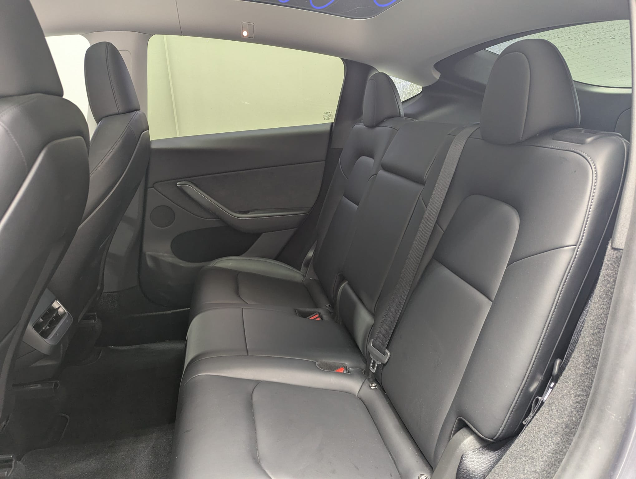 listing desktop thumbnail image 9