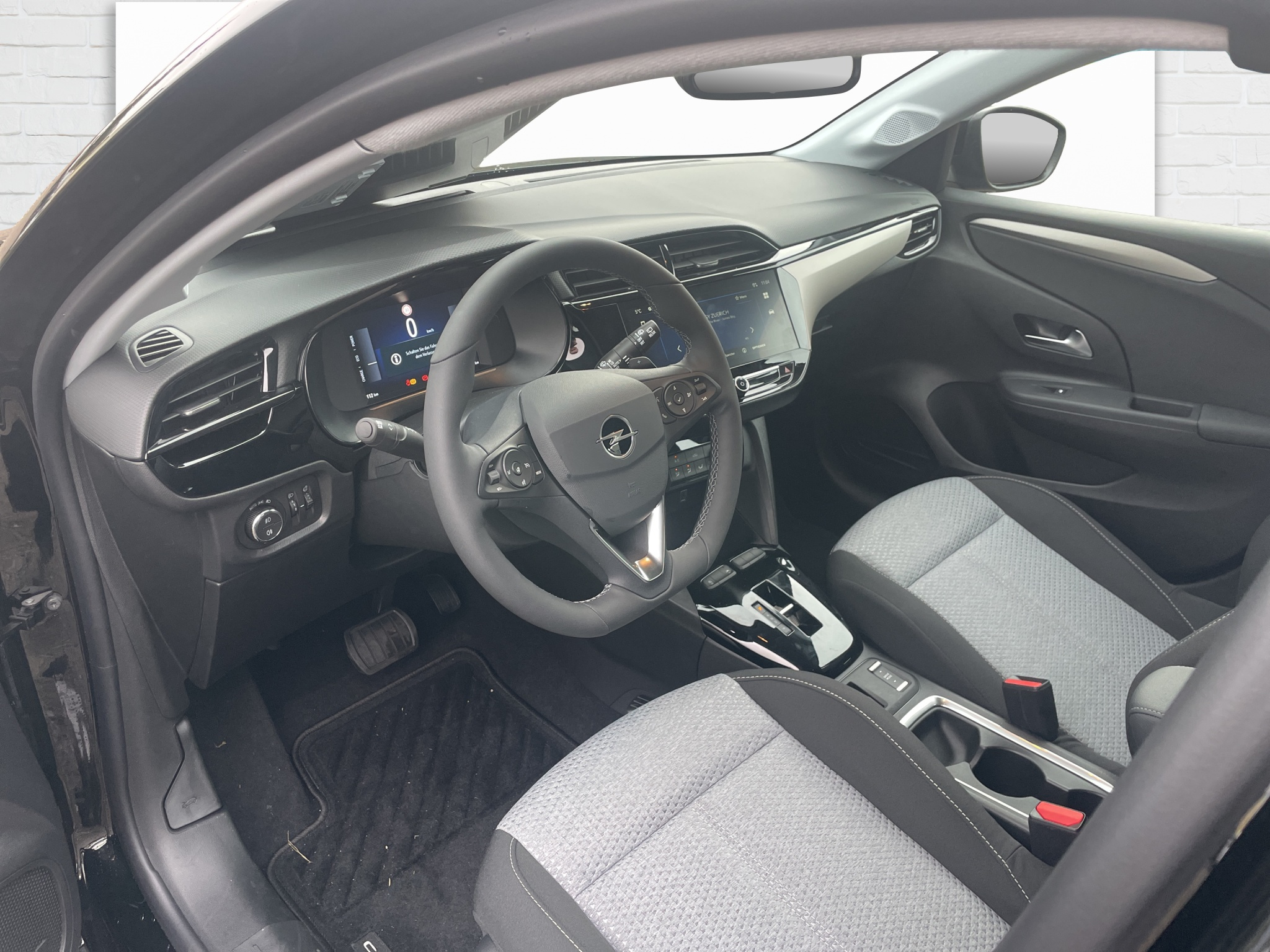 listing desktop thumbnail image 5