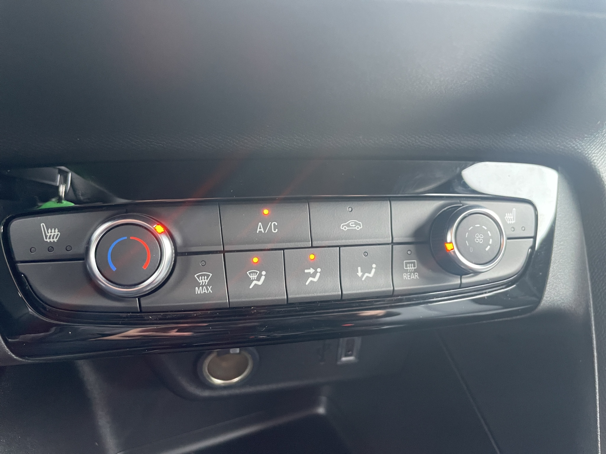 listing desktop thumbnail image 10