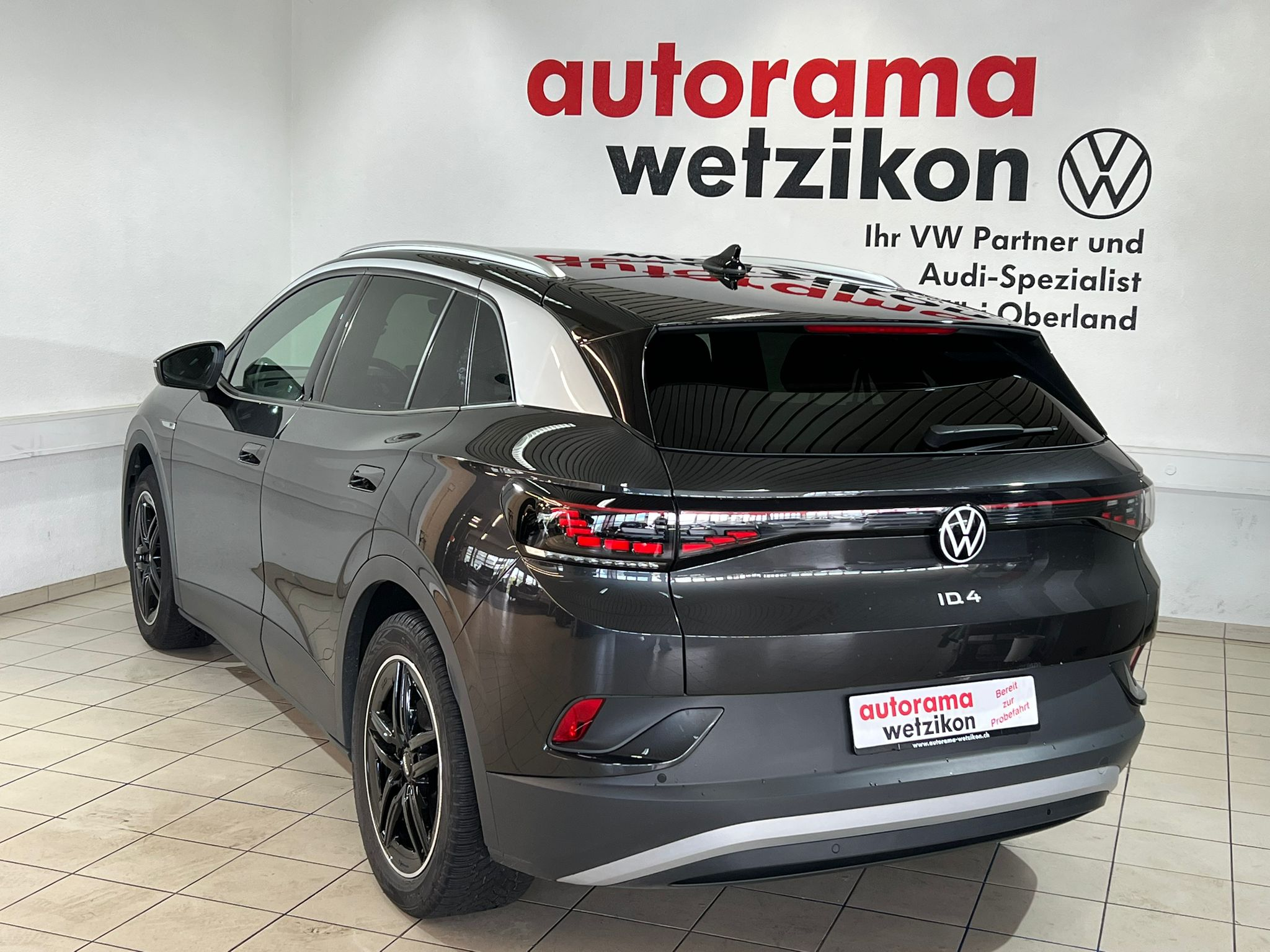 listing desktop thumbnail image 3