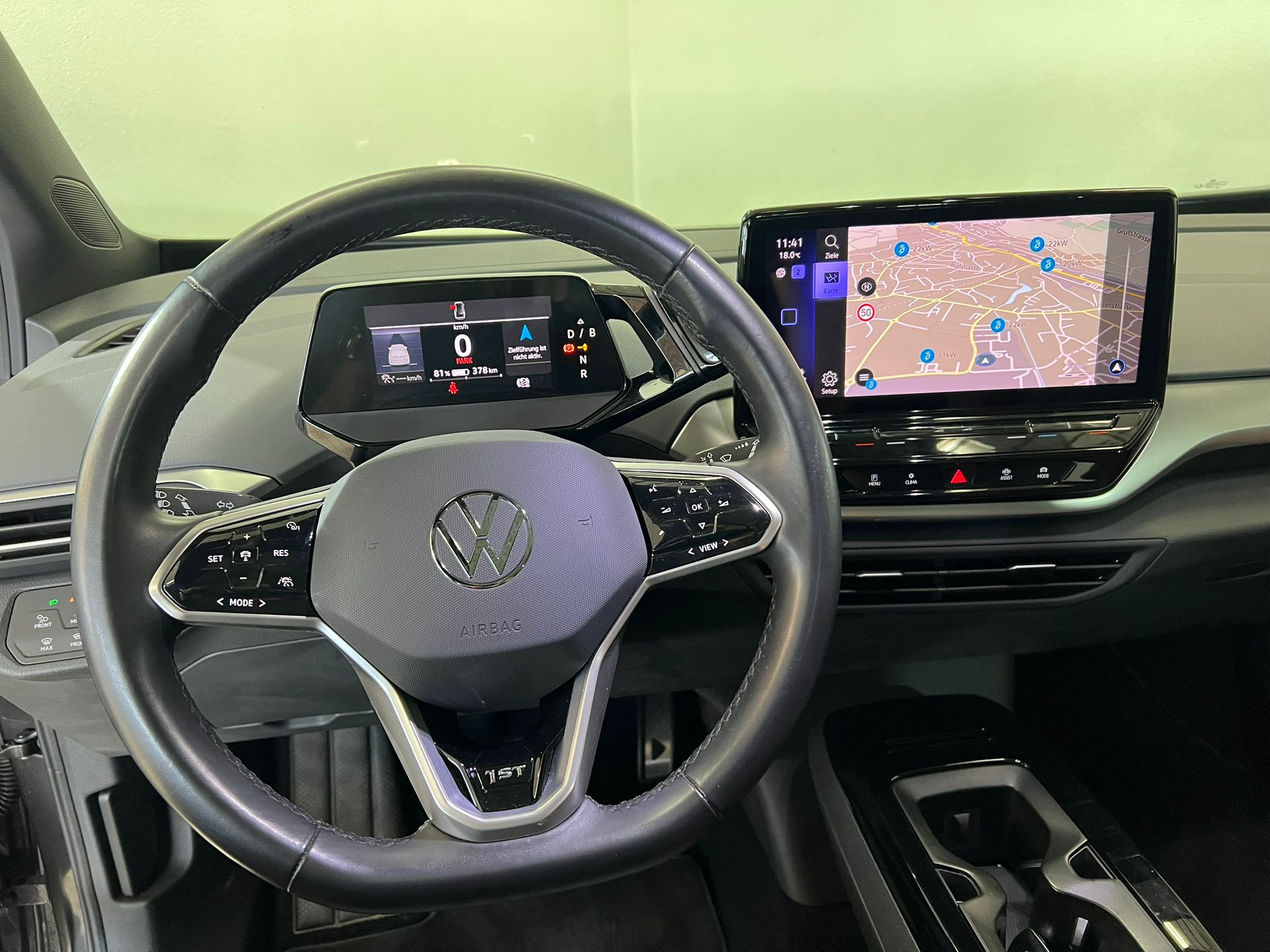 listing desktop thumbnail image 7