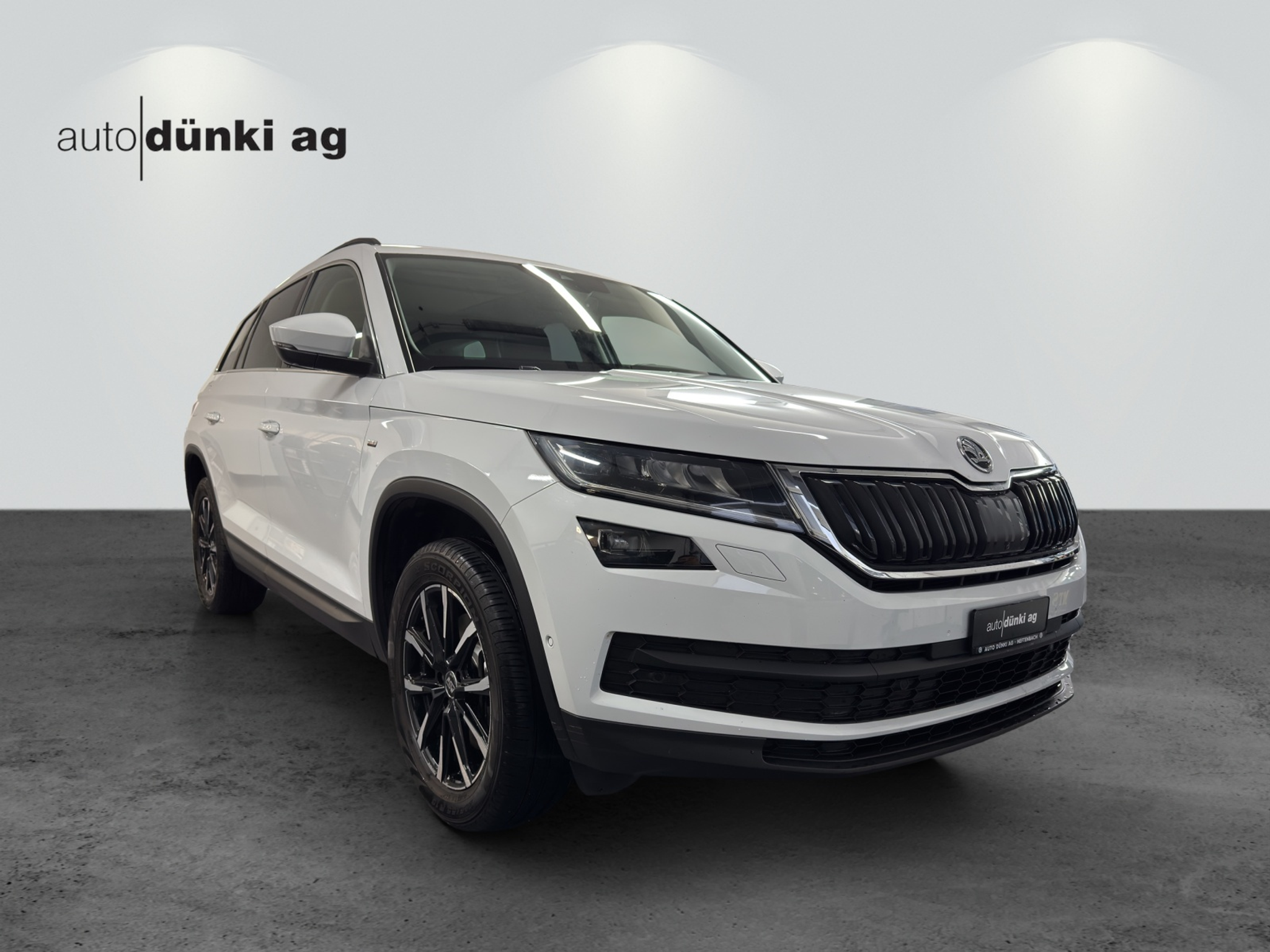 listing desktop thumbnail image 5