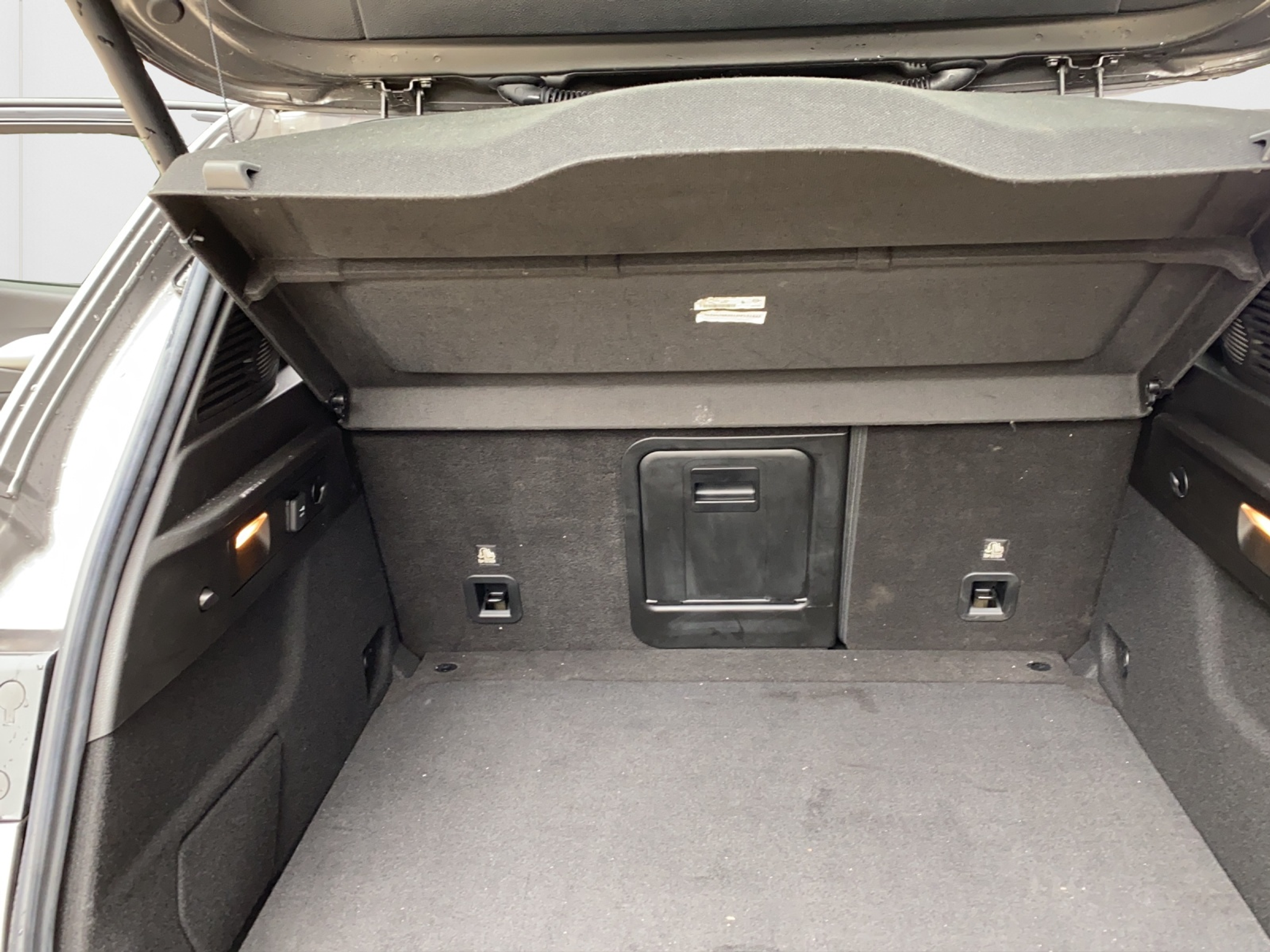 listing desktop thumbnail image 21