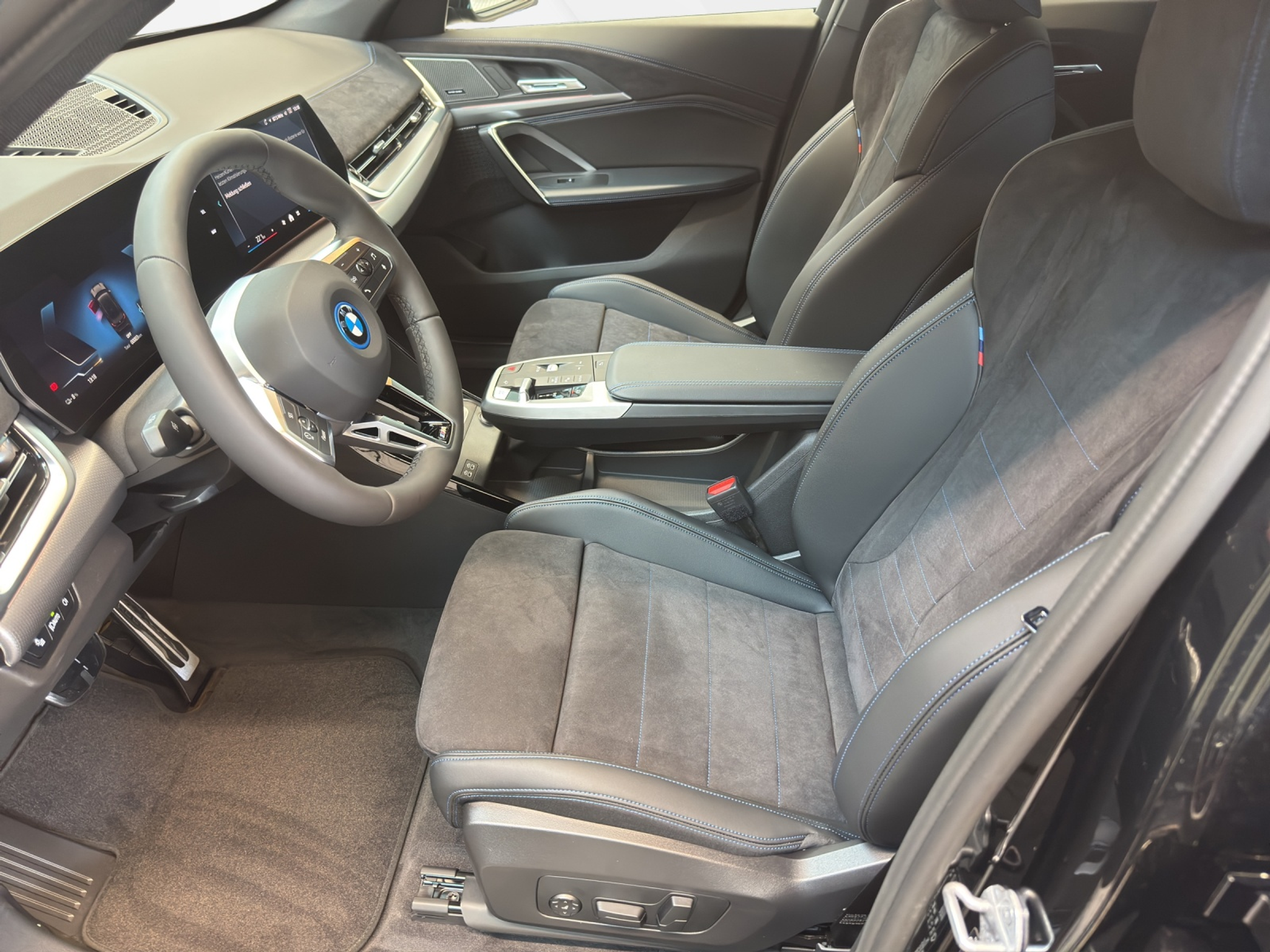 listing desktop thumbnail image 9