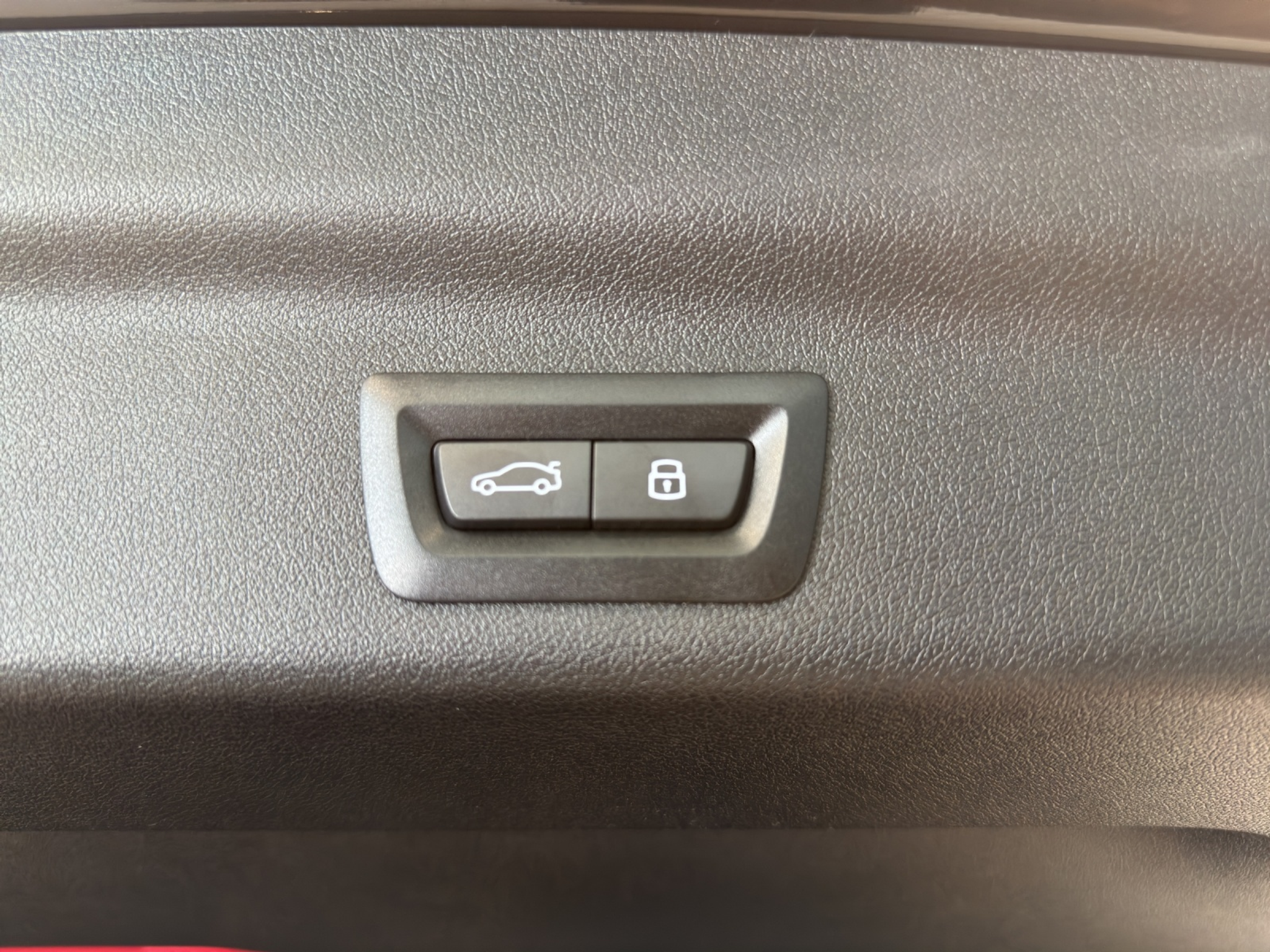 listing desktop thumbnail image 16