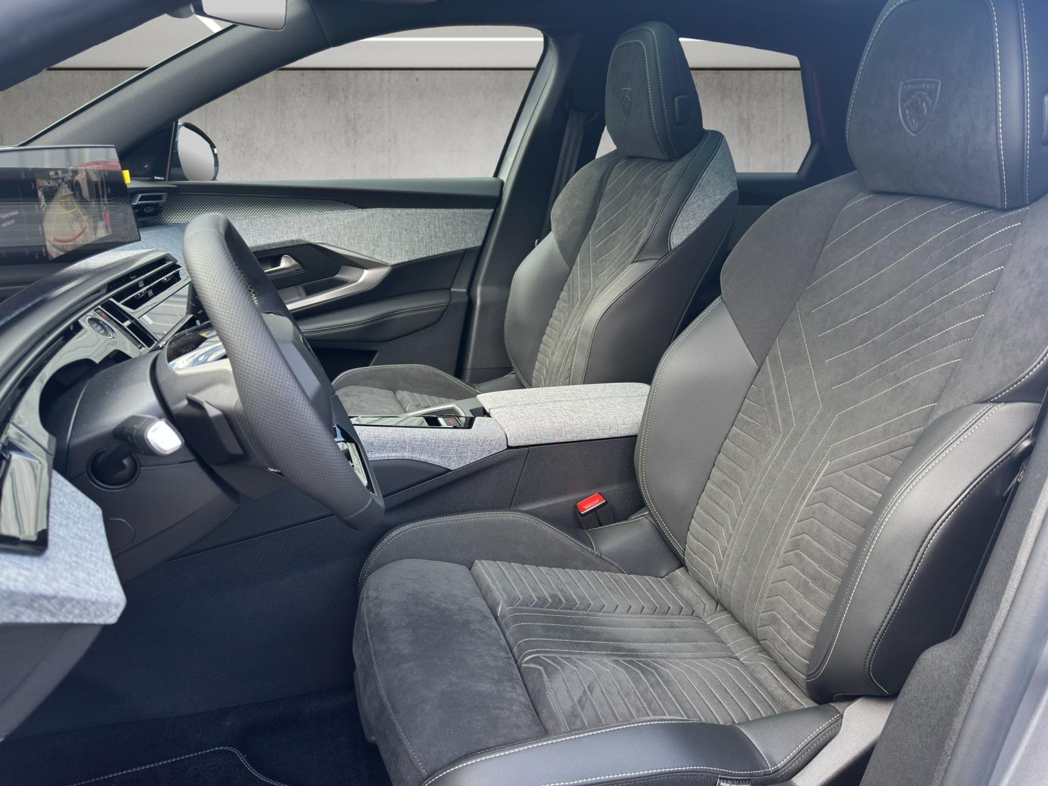 listing desktop thumbnail image 7