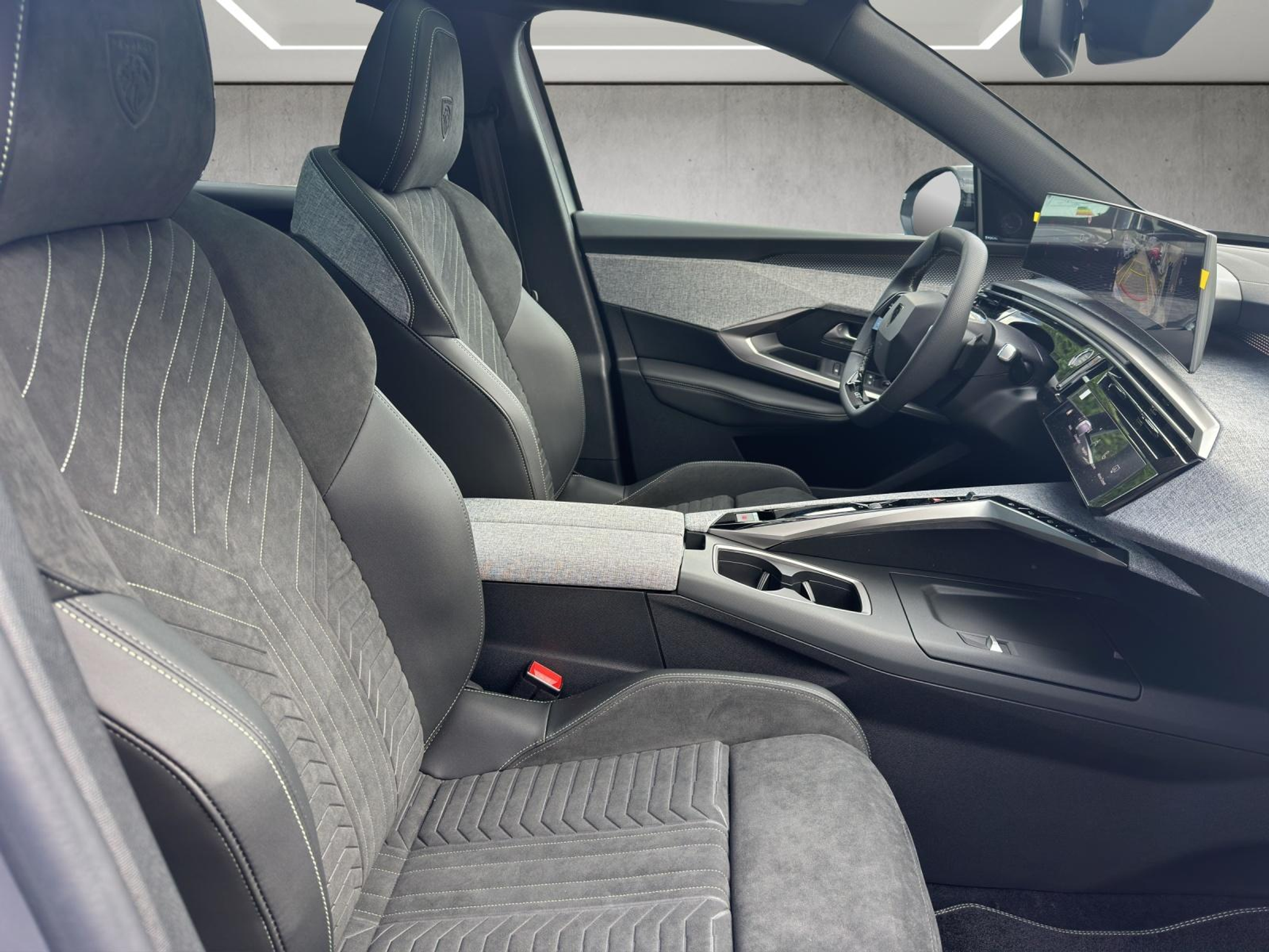 listing desktop thumbnail image 18