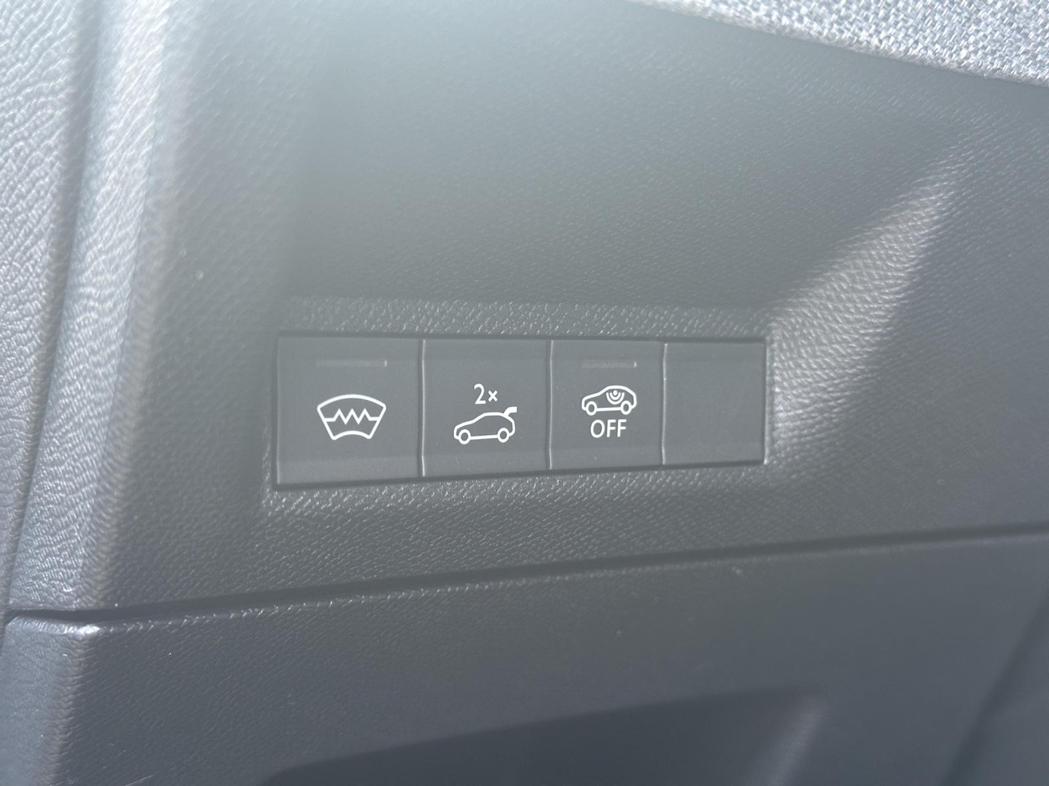 listing desktop thumbnail image 21