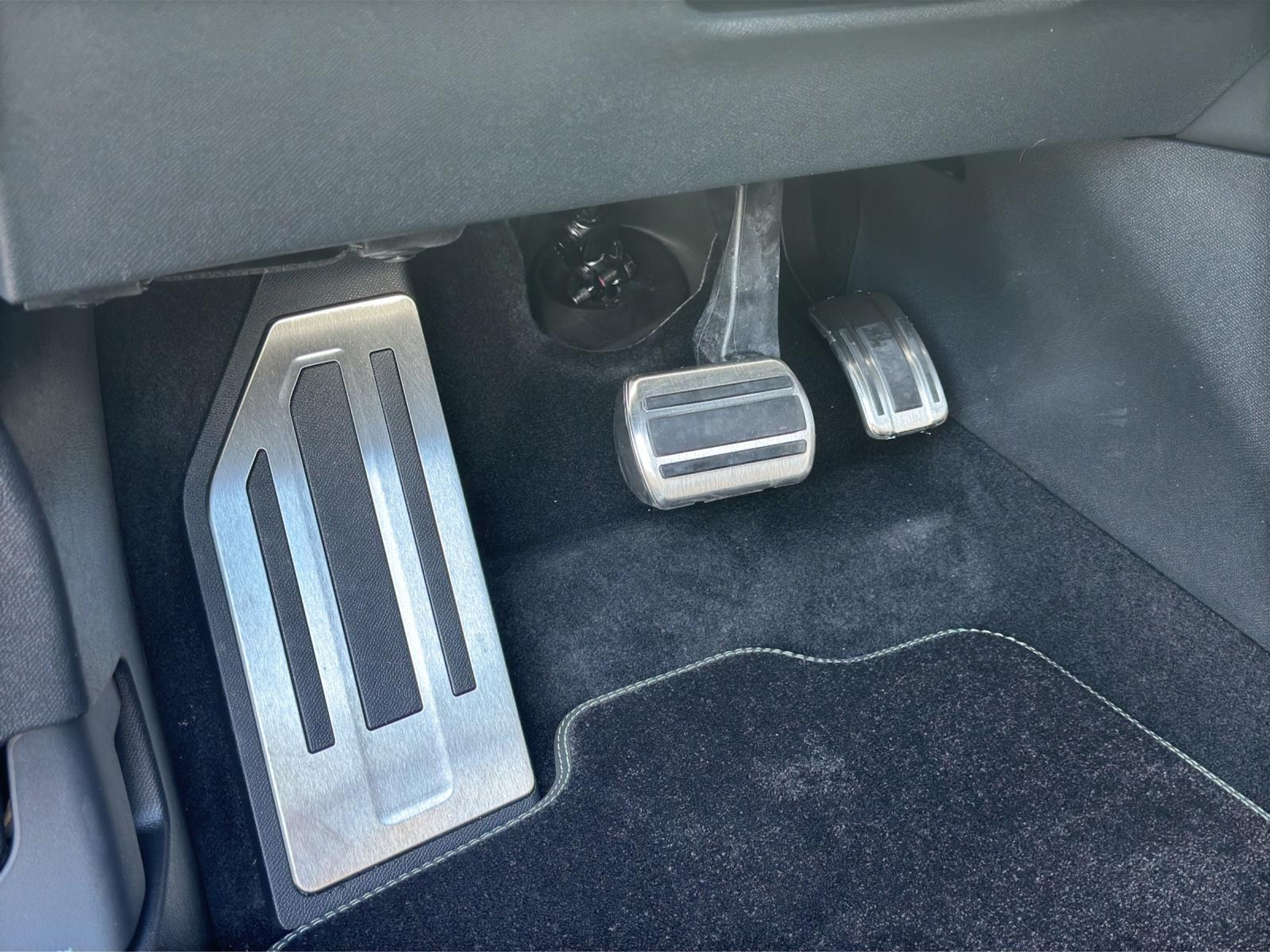 listing desktop thumbnail image 22