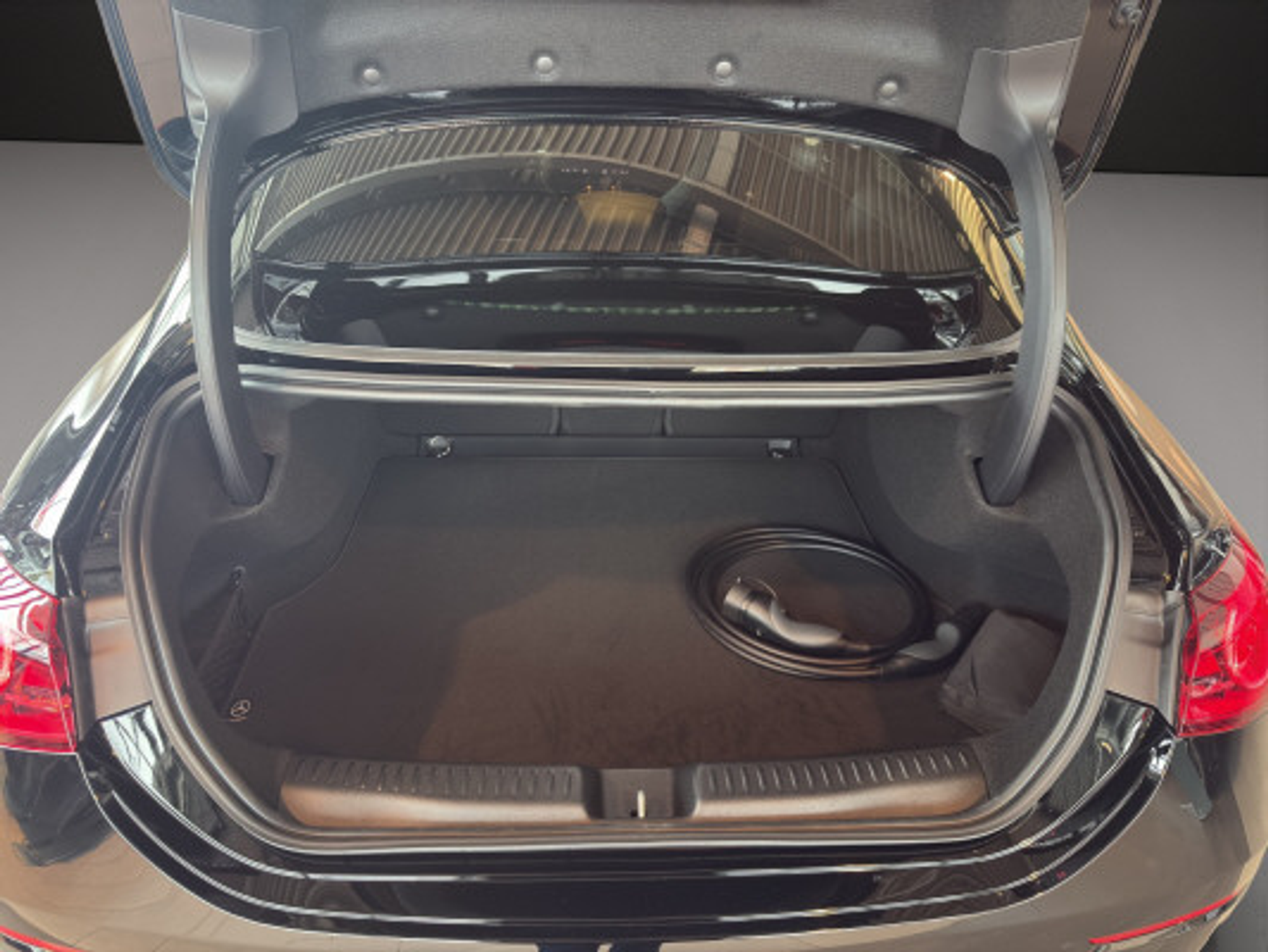 listing desktop thumbnail image 10