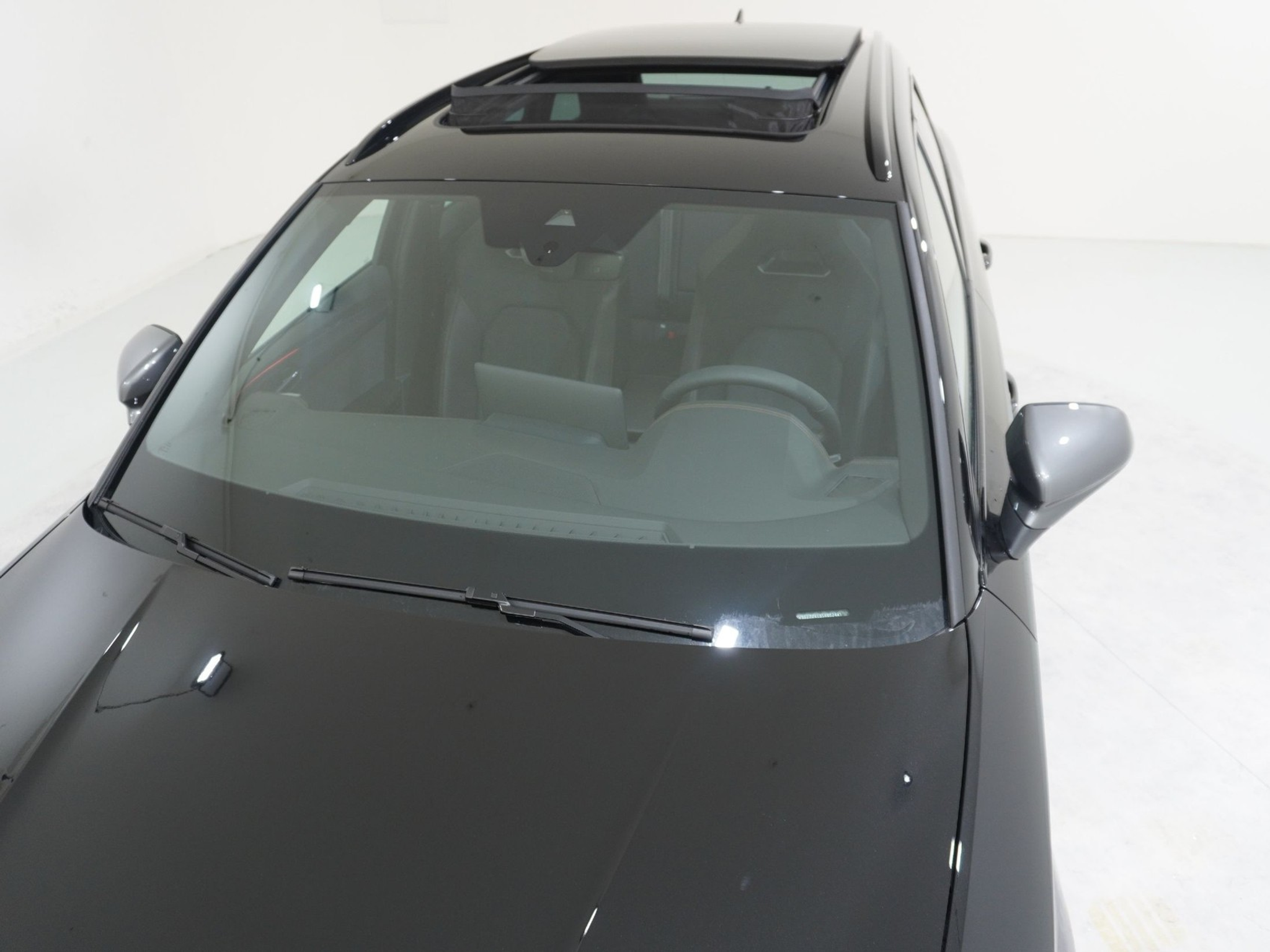 listing desktop thumbnail image 25