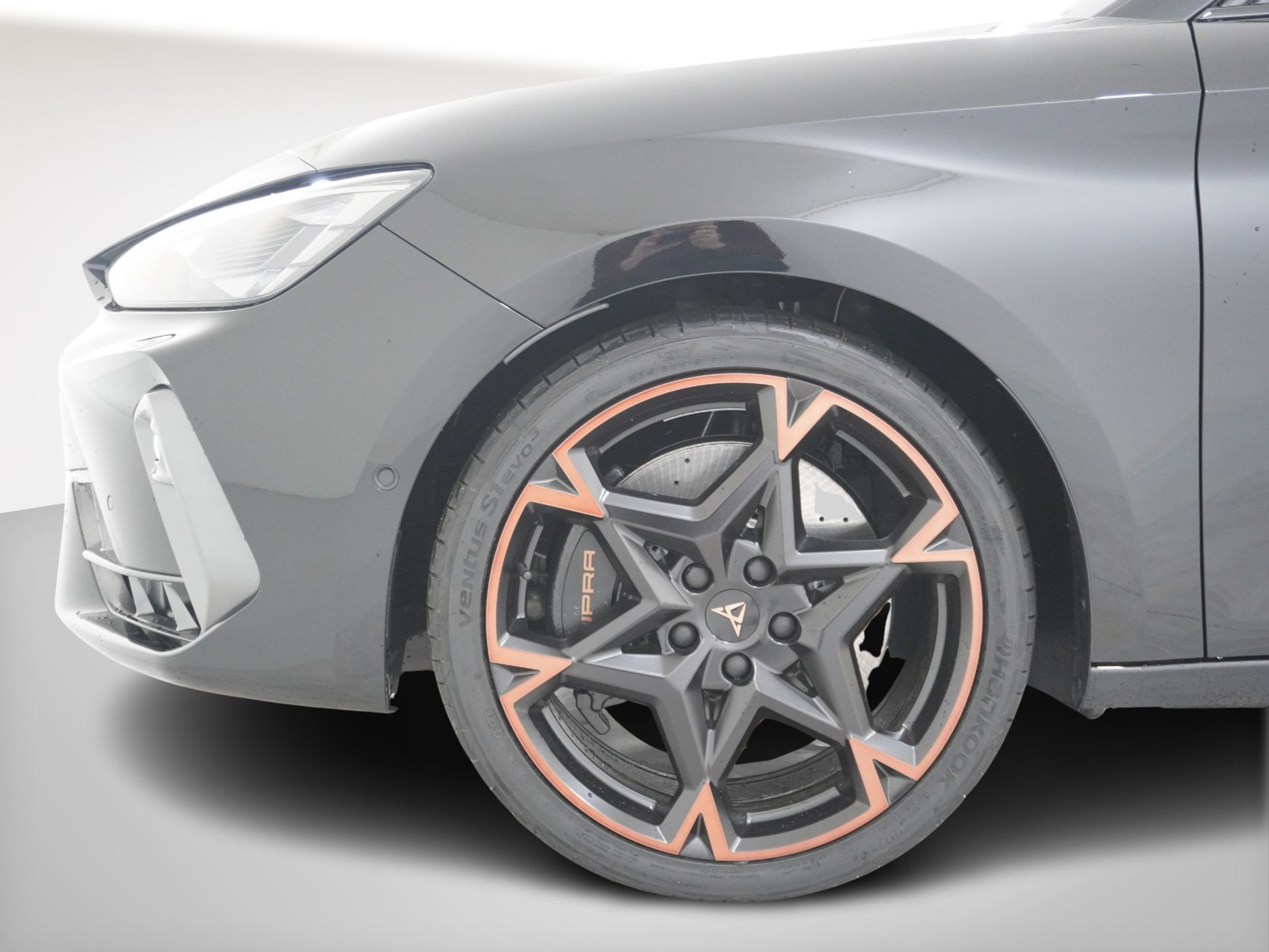 listing desktop thumbnail image 10