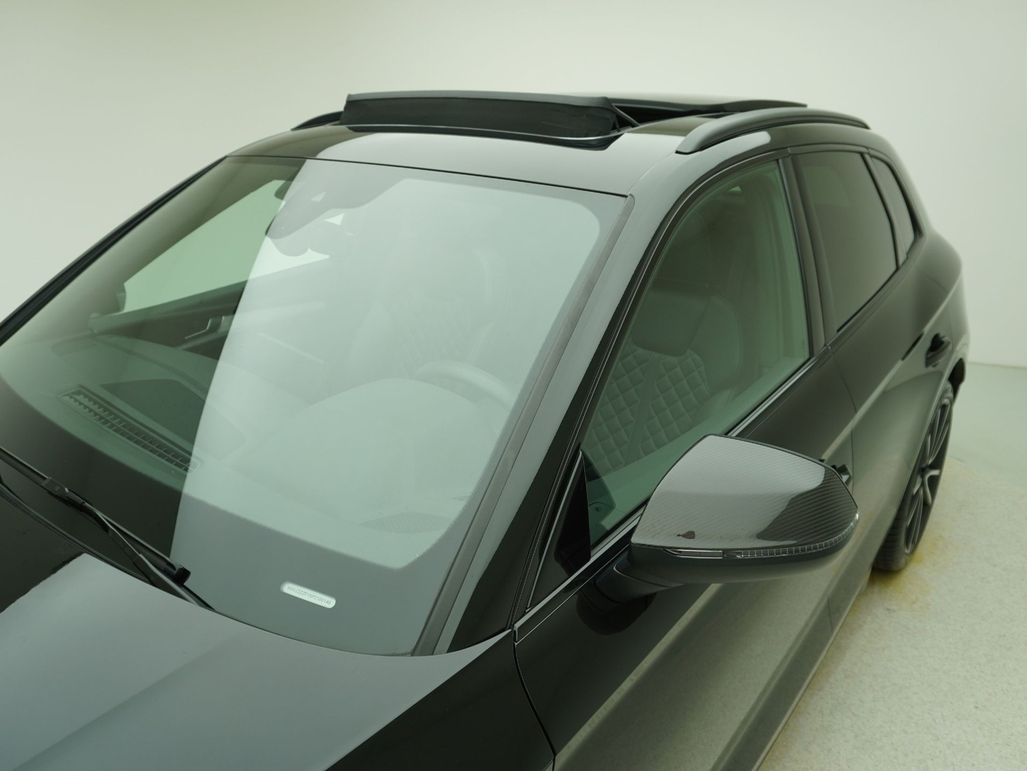 listing desktop thumbnail image 6