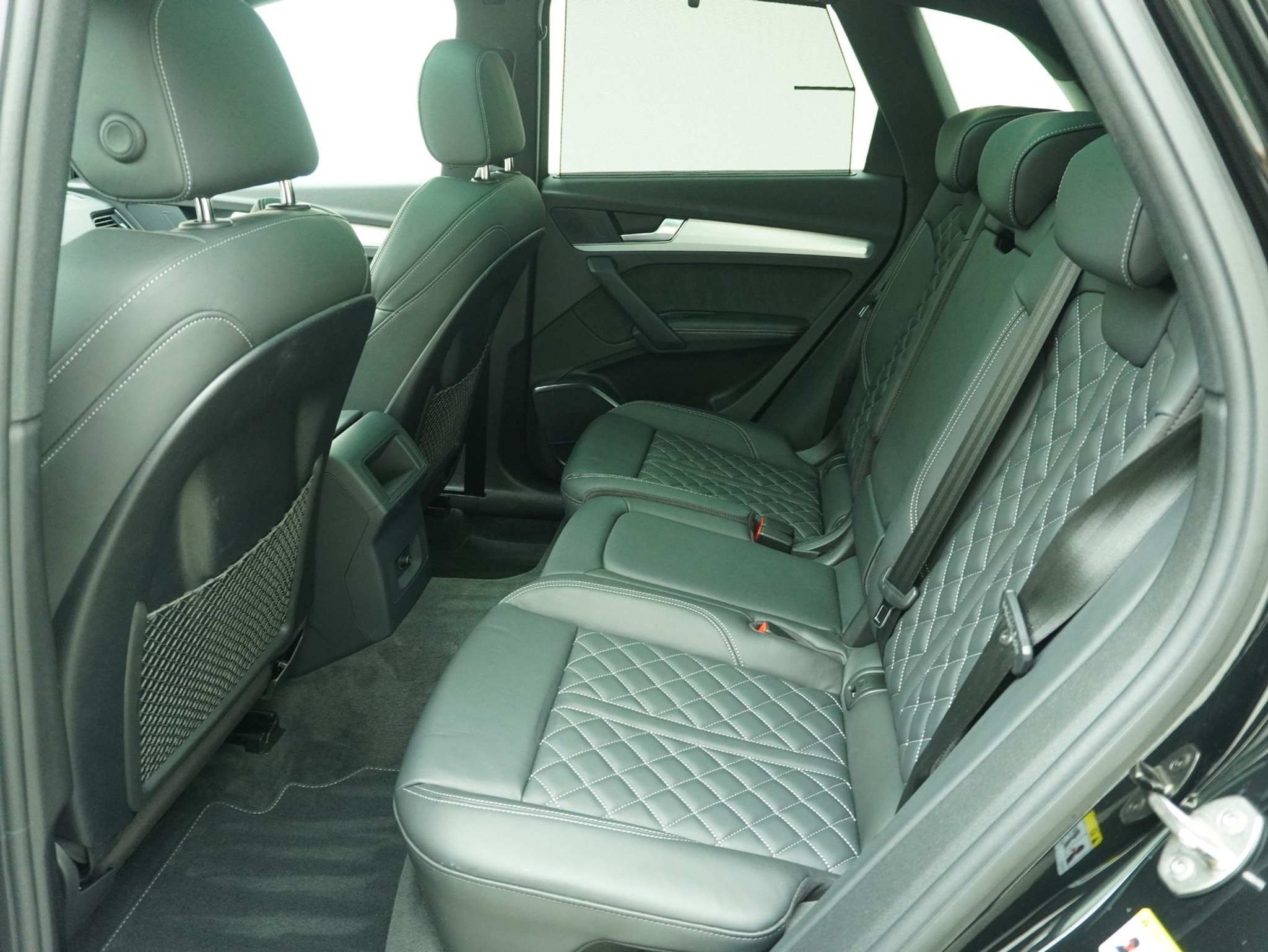 listing desktop thumbnail image 10